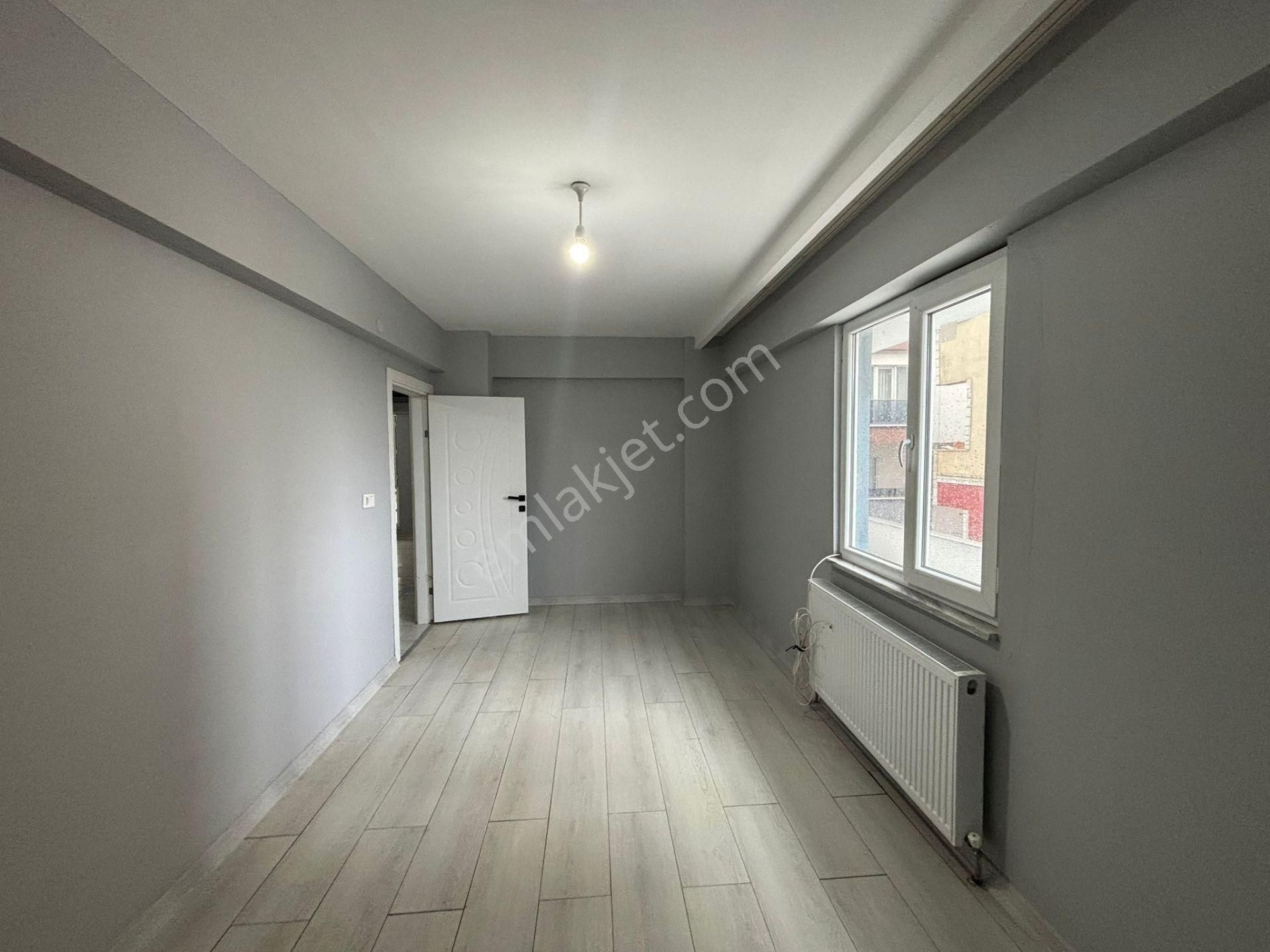 **eryıldız Gayrimenkul'den Tapu Dairesi Yanı Kiralık 2+0 Yüksek Giriş - Görsel 20