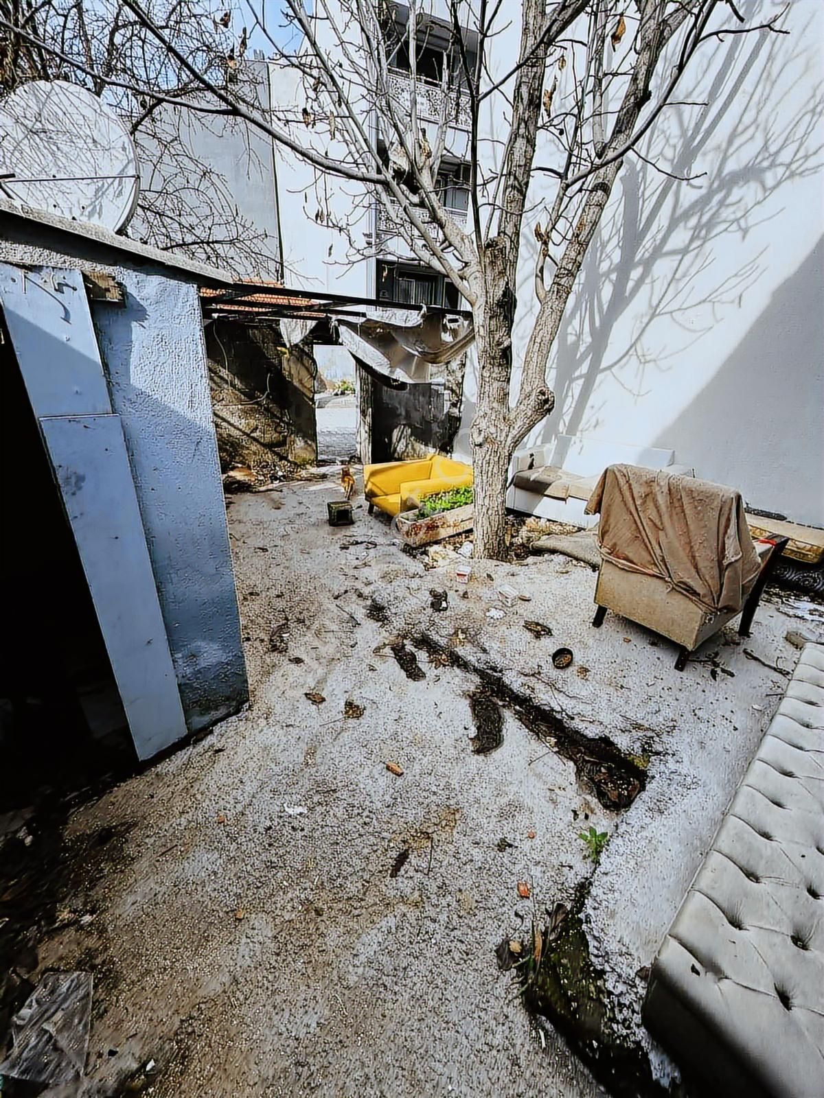 Seferihisar Da Müstakil Bahçeli 2 Katlı Yatırımlık Kerpiç Ev - Görsel 3