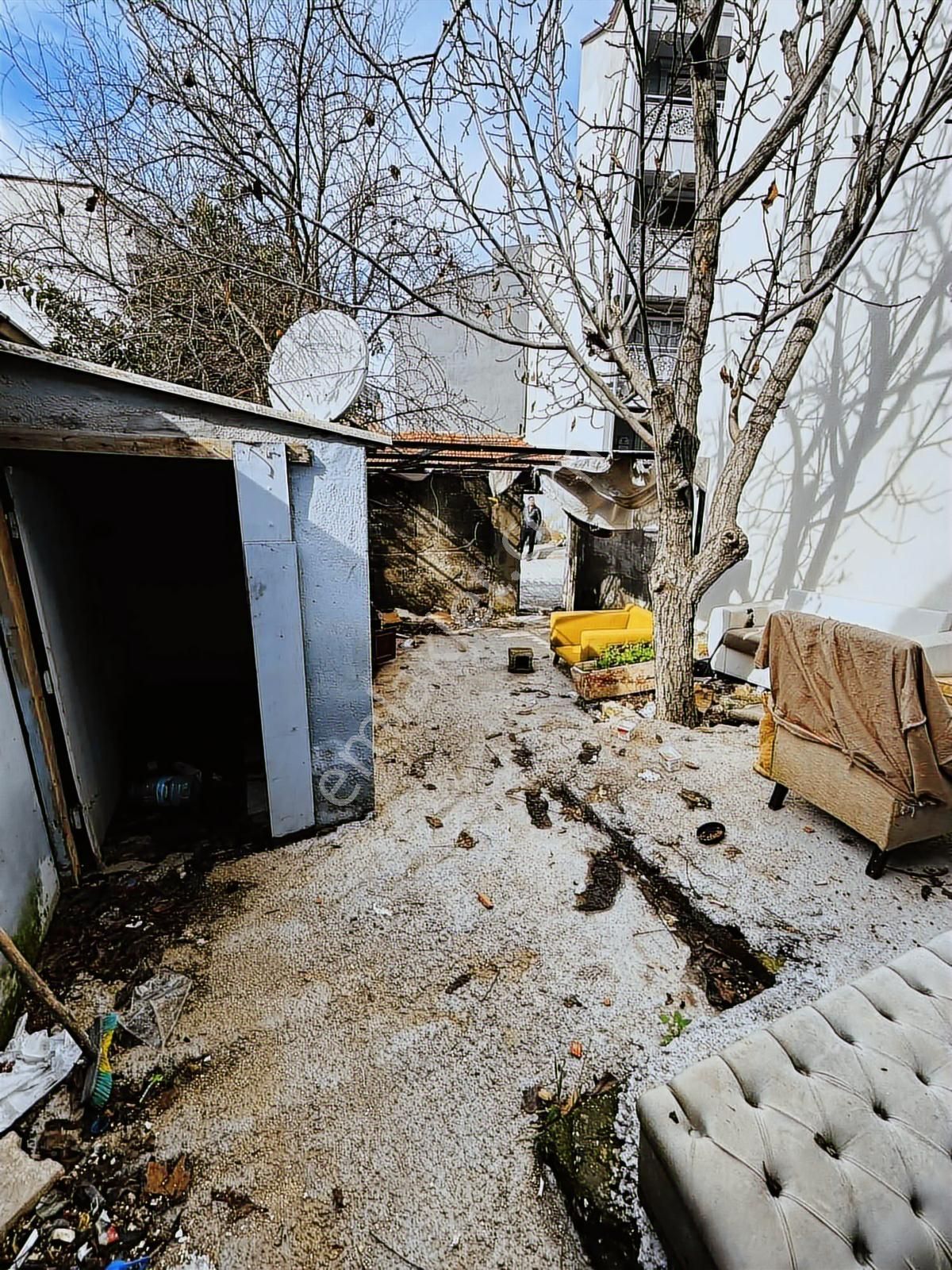 Seferihisar Da Müstakil Bahçeli 2 Katlı Yatırımlık Kerpiç Ev - Görsel 5