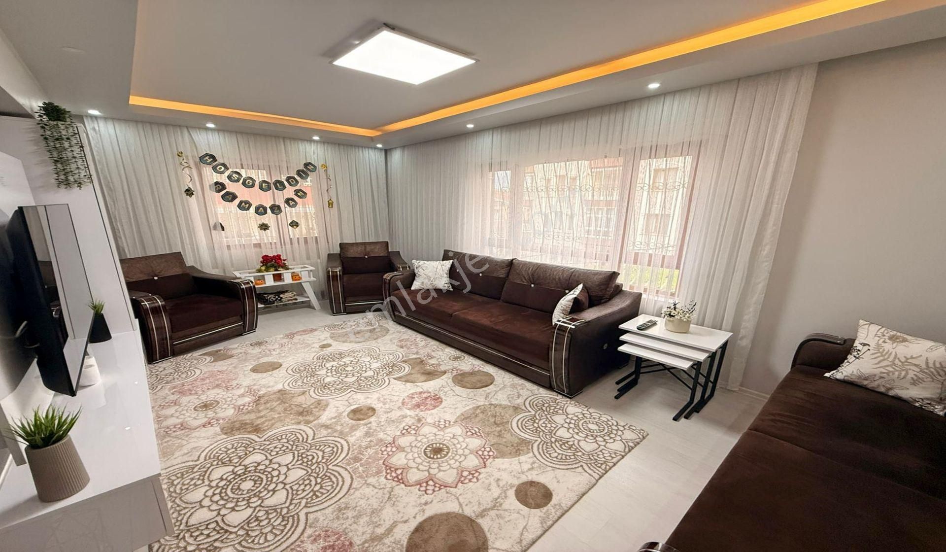 Yayla Seyitler Cadde Üzeri Kat Konumunda 3+1 Lüx Yapı Masrafsız