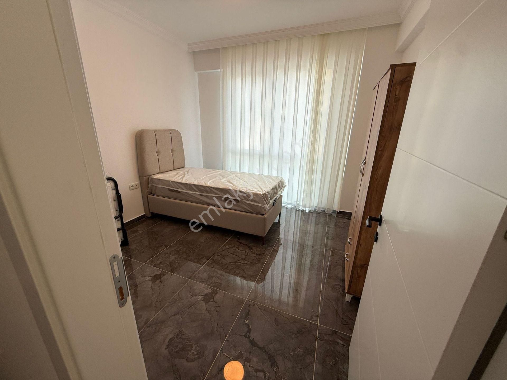 Kuşadası Full Sıfır Eşyalı 3+1 Çam Ormanlarının İçinde, Bol Oksijen, Kiralık Daire - Görsel 18