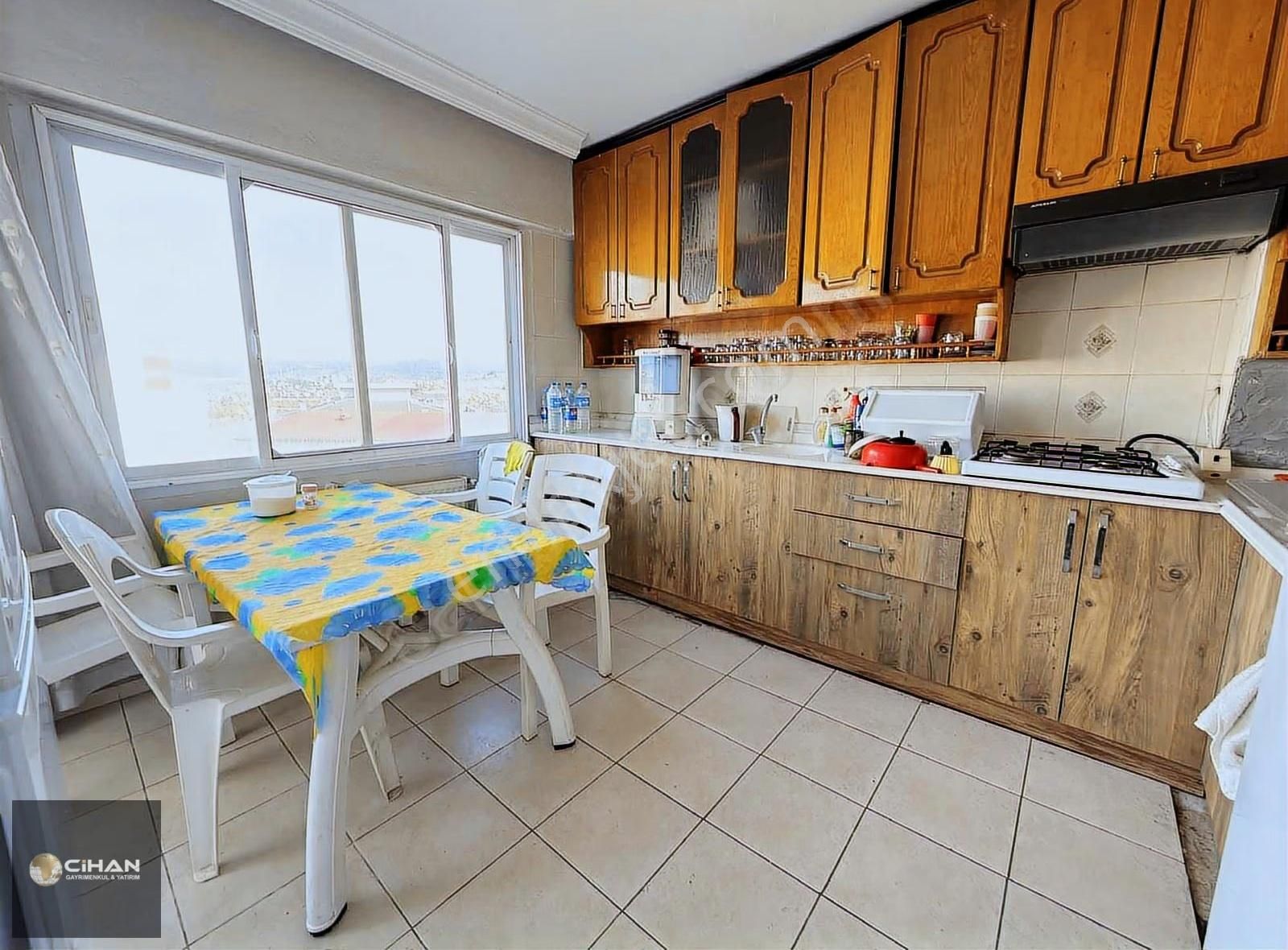 Kuşadası Davutlar Merkezde 3+1 150m2 Daire - Görsel 6