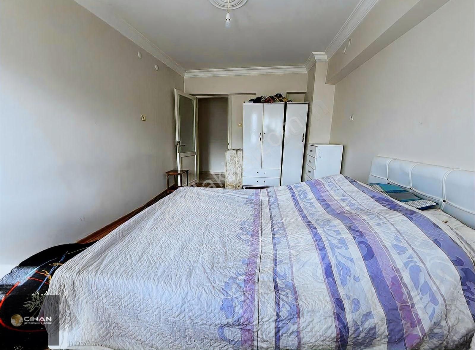 Kuşadası Davutlar Merkezde 3+1 150m2 Daire - Görsel 20