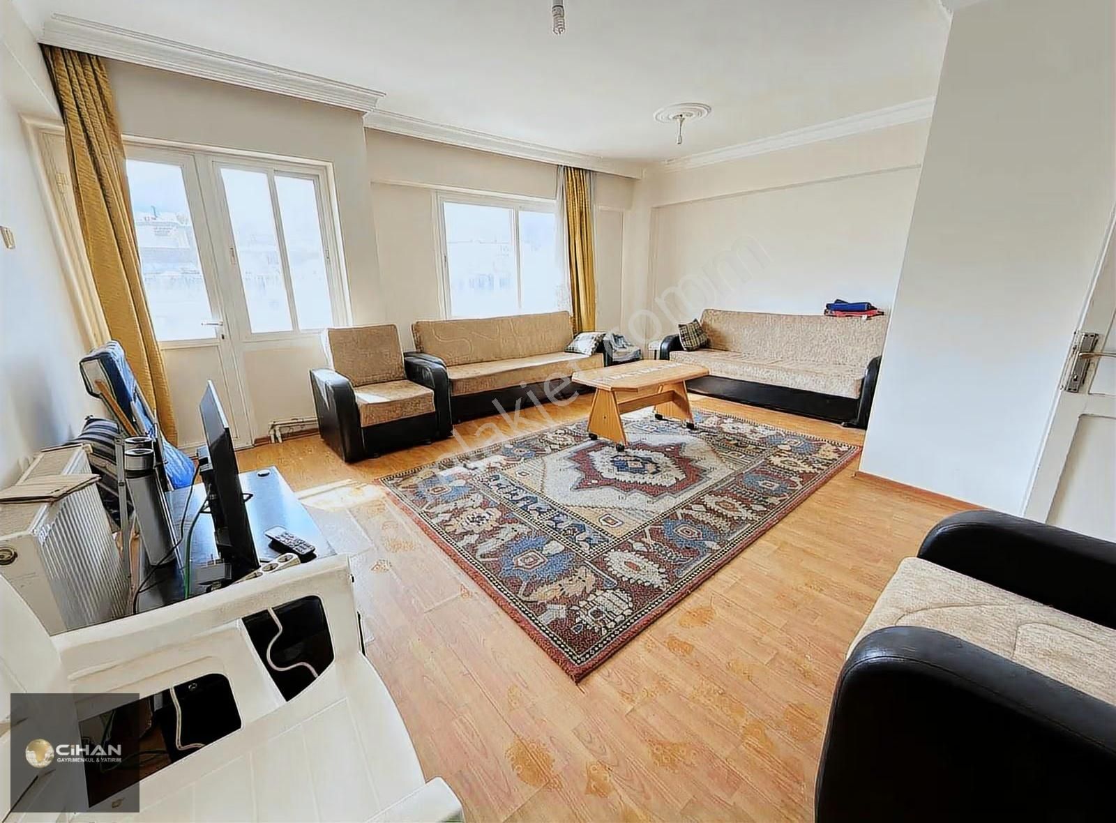 Kuşadası Davutlar Merkezde 3+1 150m2 Daire - Görsel 28