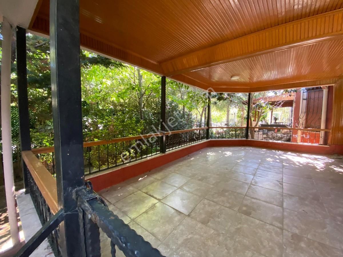 Sinanoba'da Ful Möbleli Veya Boş Villa - Görsel 12