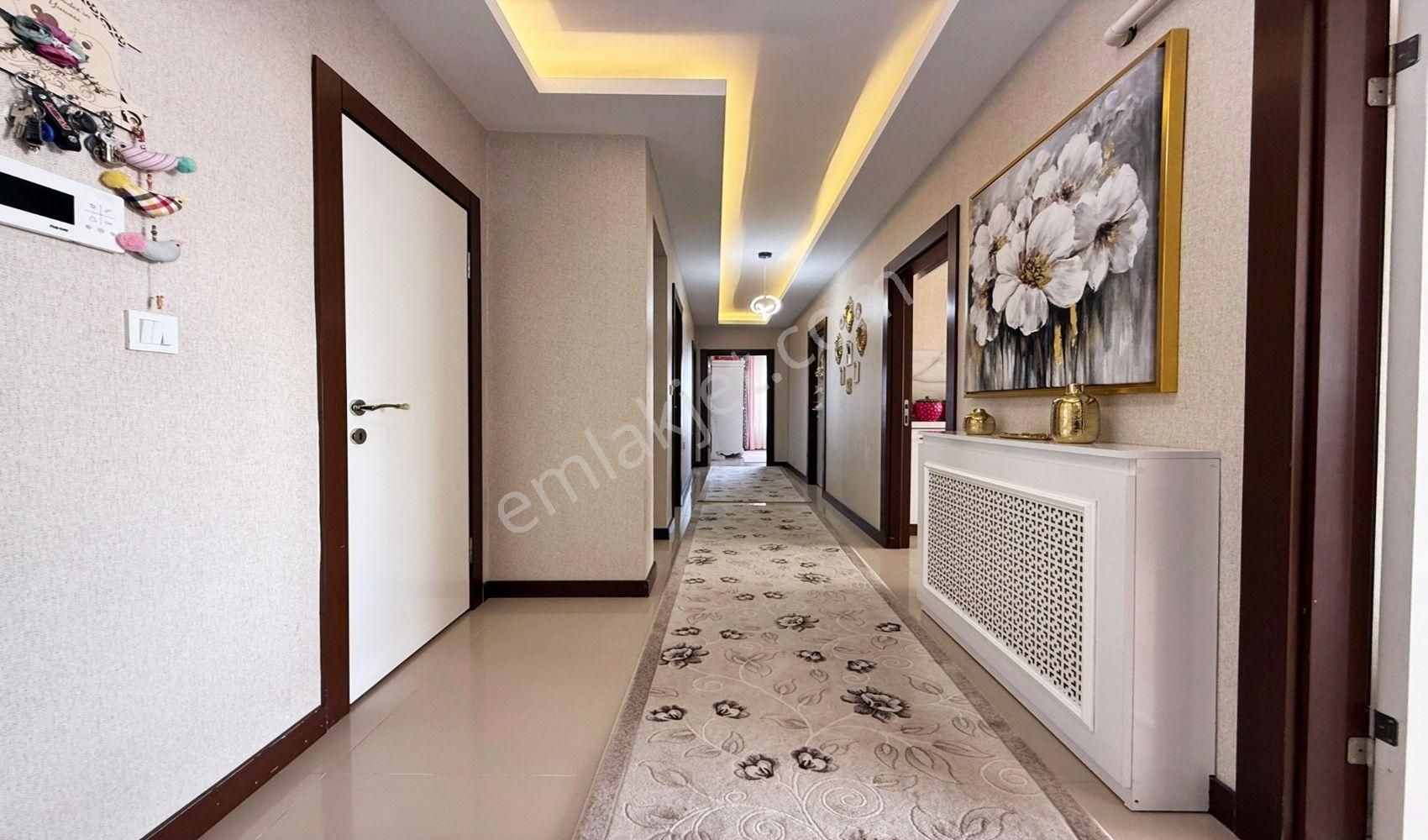 Vadi'den Karakaya'da Site İçerisinde-manzaralı-yapılı-3+1 Daire! - Görsel 29