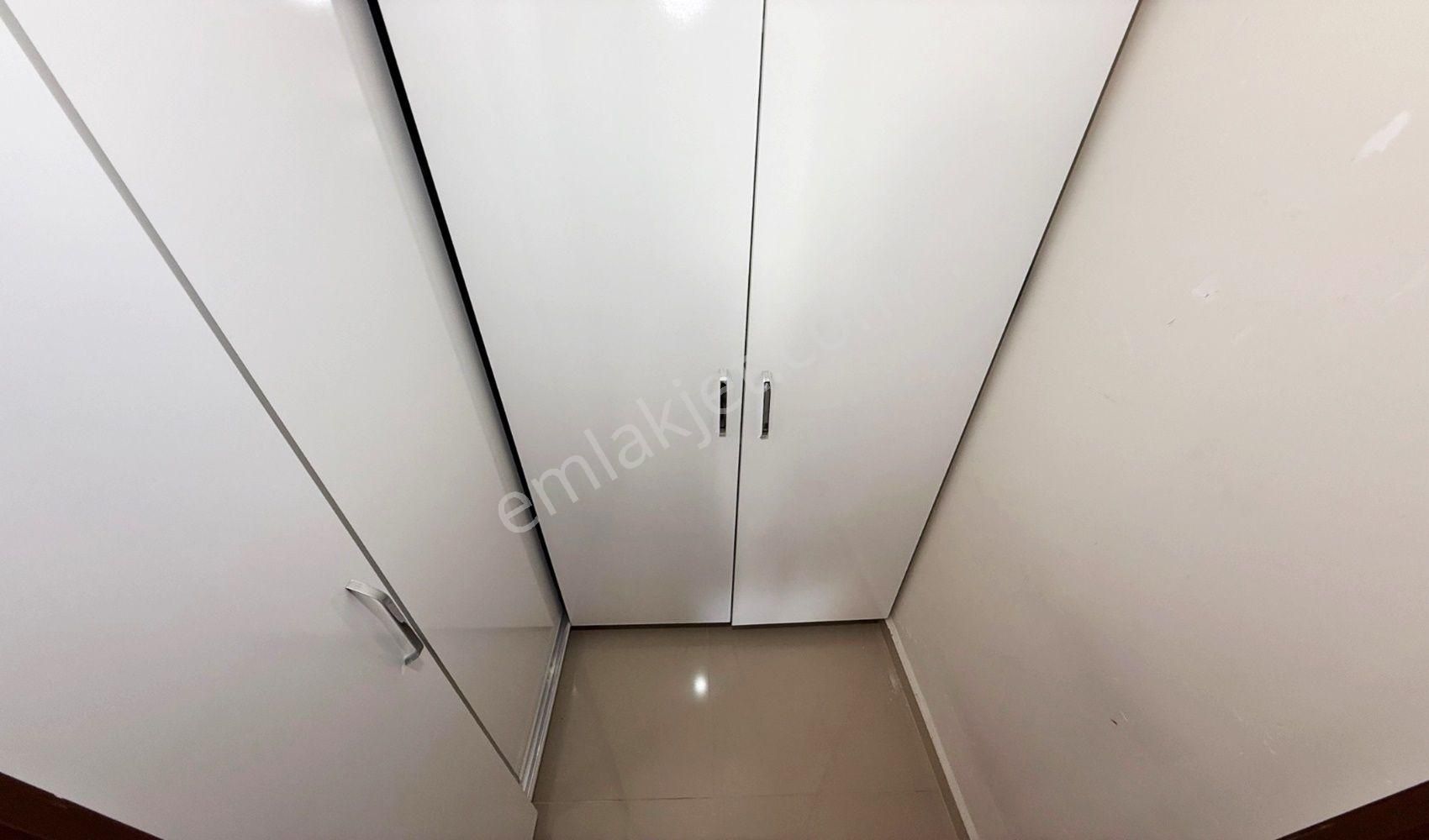 Vadi'den Karakaya'da Site İçerisinde-manzaralı-yapılı-3+1 Daire! - Görsel 32