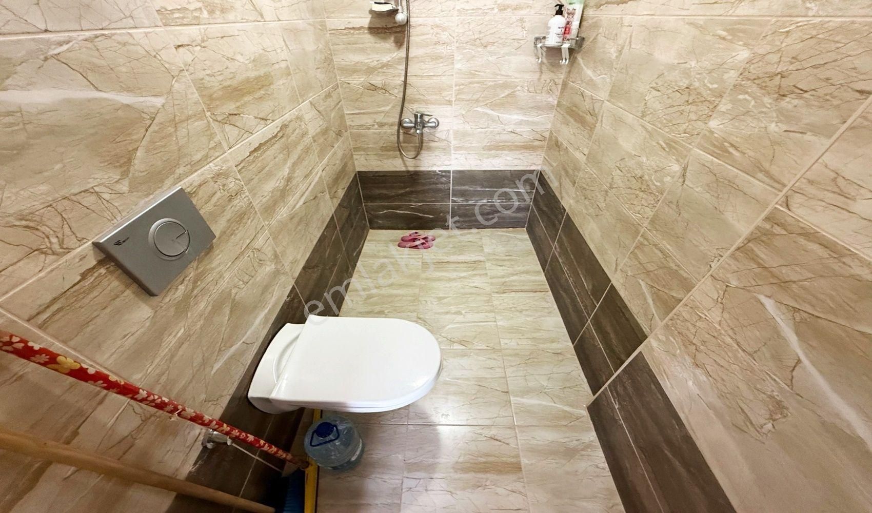 Vadi'den Karakaya'da Site İçerisinde-manzaralı-yapılı-3+1 Daire! - Görsel 23