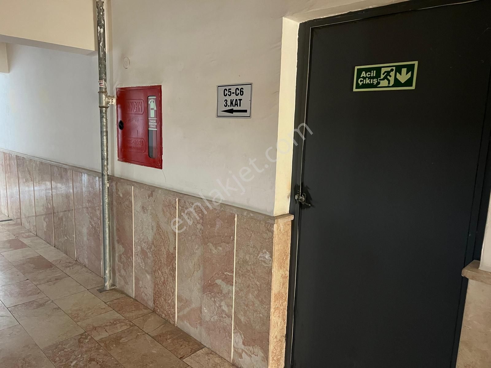 Turgut Özal Mahallesi Ara Kat 3+1 Kombili Oturuma Hazır - Görsel 2