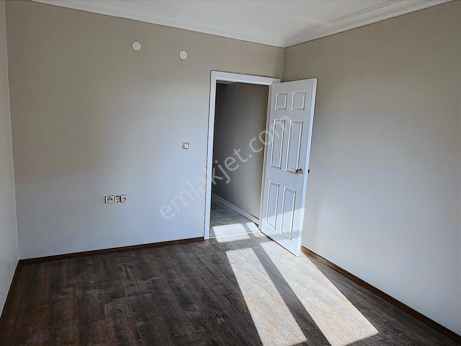 Turgut Özal Mahallesi Ara Kat 3+1 Kombili Oturuma Hazır - Görsel 31