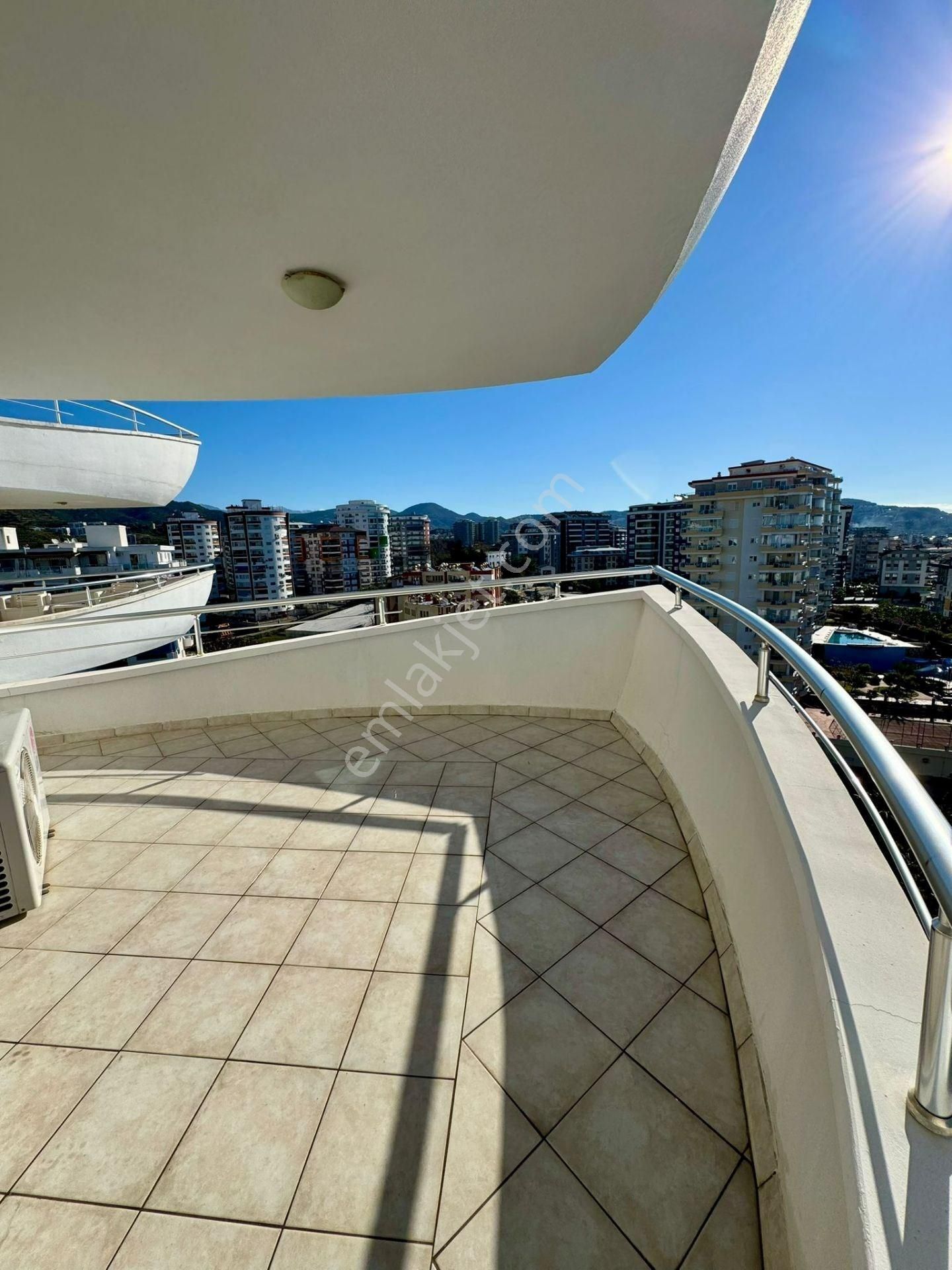 Alanya / Mahmutlar’da Sosyal Aktiviteli Sitede 2+1 Eşyalı Satılık Daire - Görsel 13