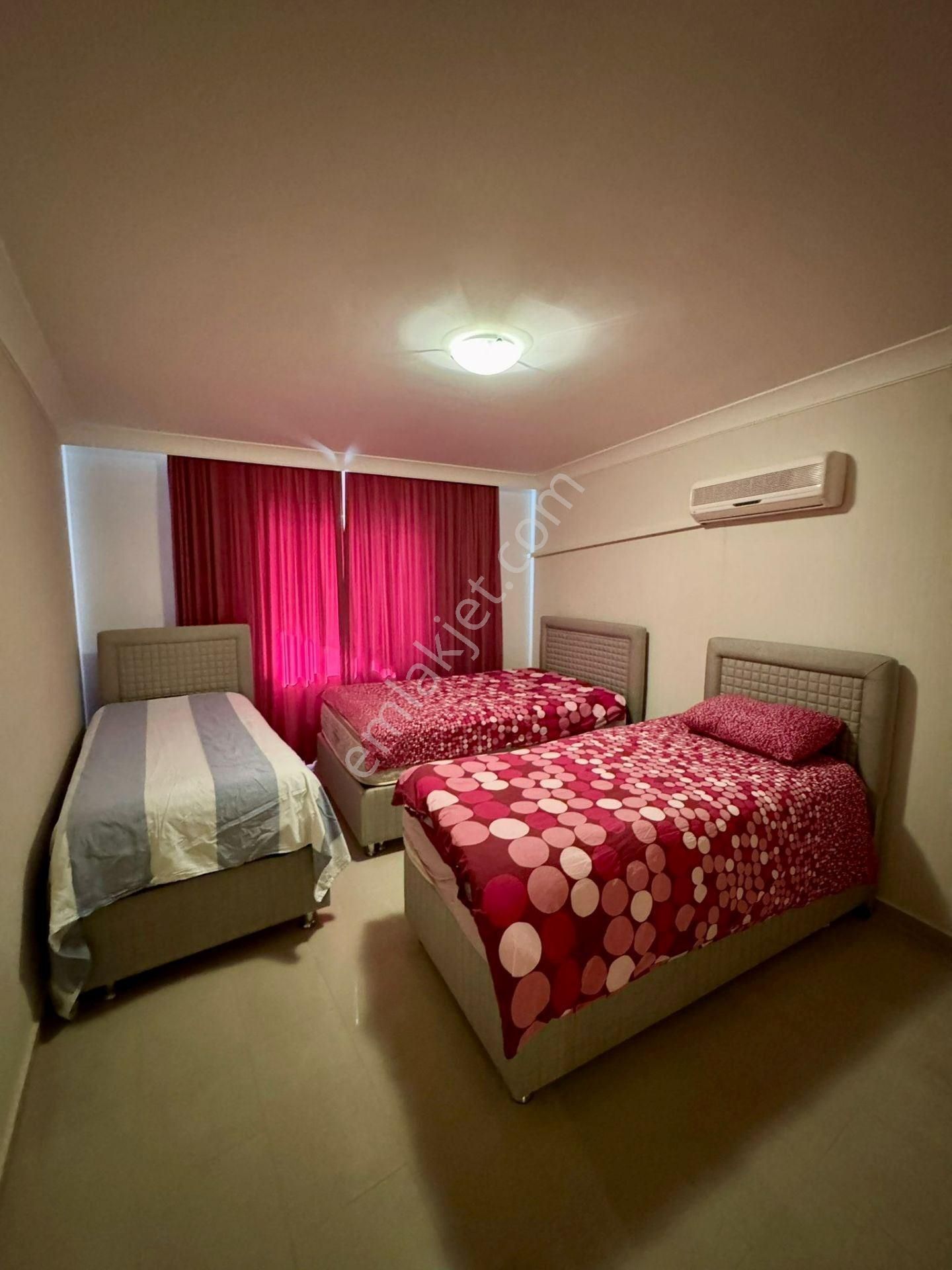 Alanya / Mahmutlar’da Sosyal Aktiviteli Sitede 2+1 Eşyalı Satılık Daire - Görsel 9
