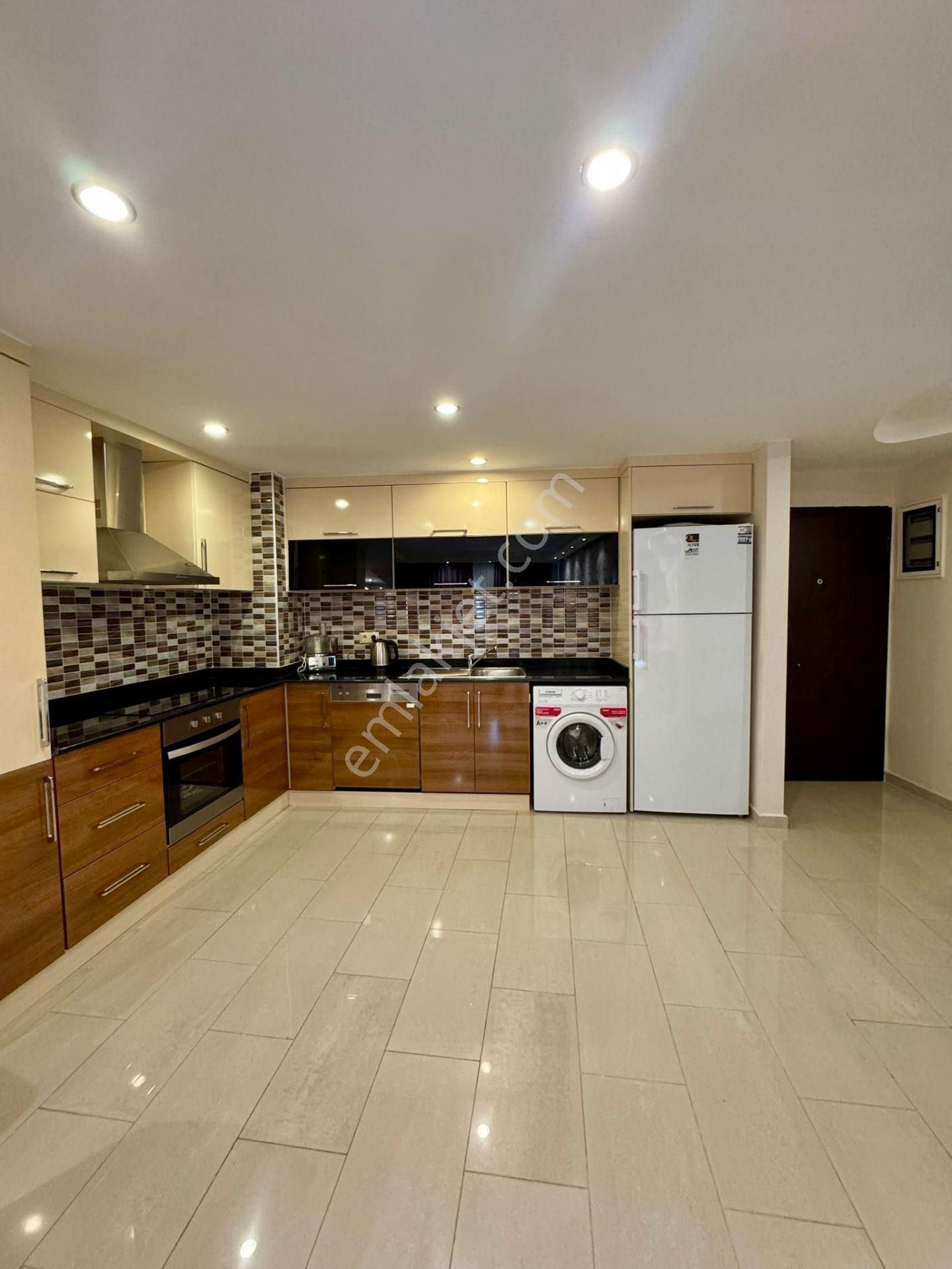 Alanya / Mahmutlar’da Sosyal Aktiviteli Sitede 2+1 Eşyalı Satılık Daire - Görsel 6