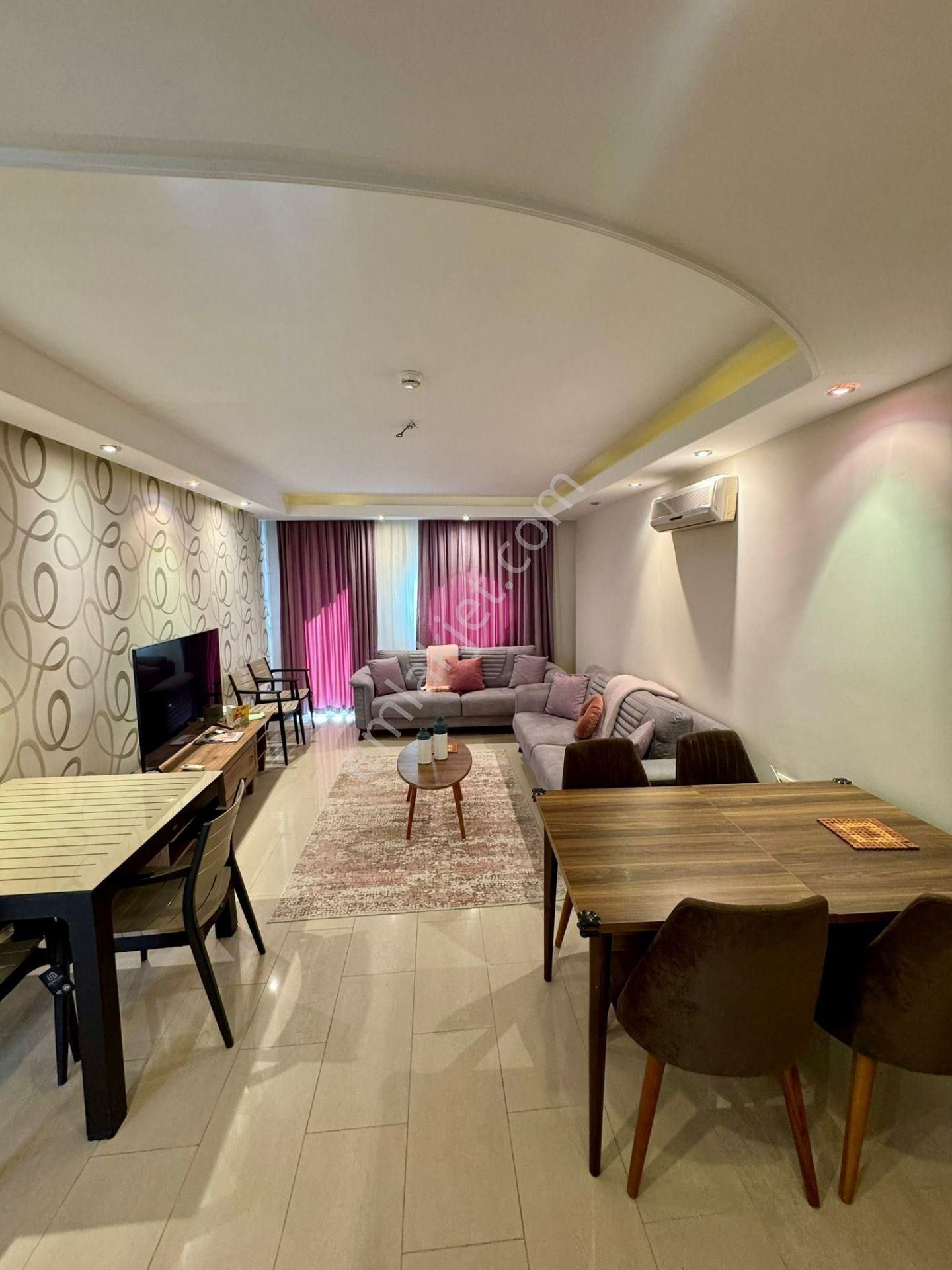 Alanya / Mahmutlar’da Sosyal Aktiviteli Sitede 2+1 Eşyalı Satılık Daire - Görsel 2