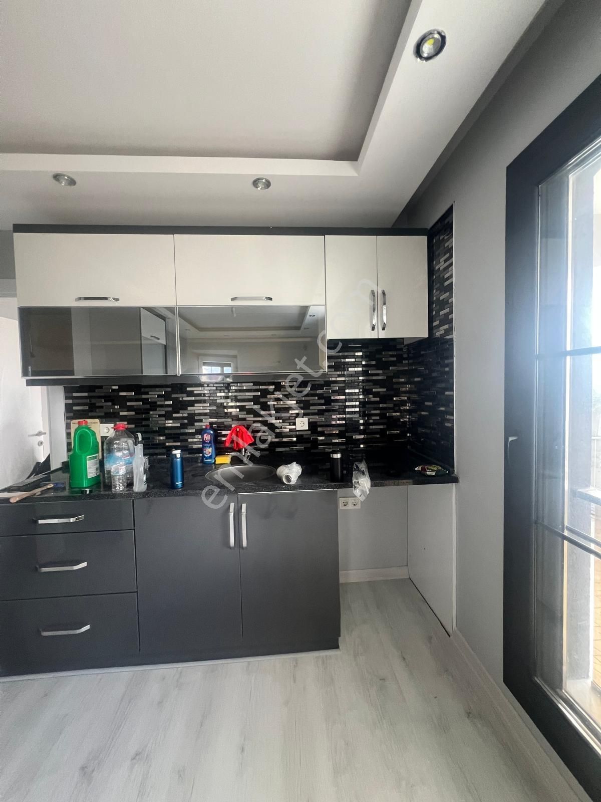 Şirinkapı Mahallesinde Kiralık 2+1 Daire - Görsel 21