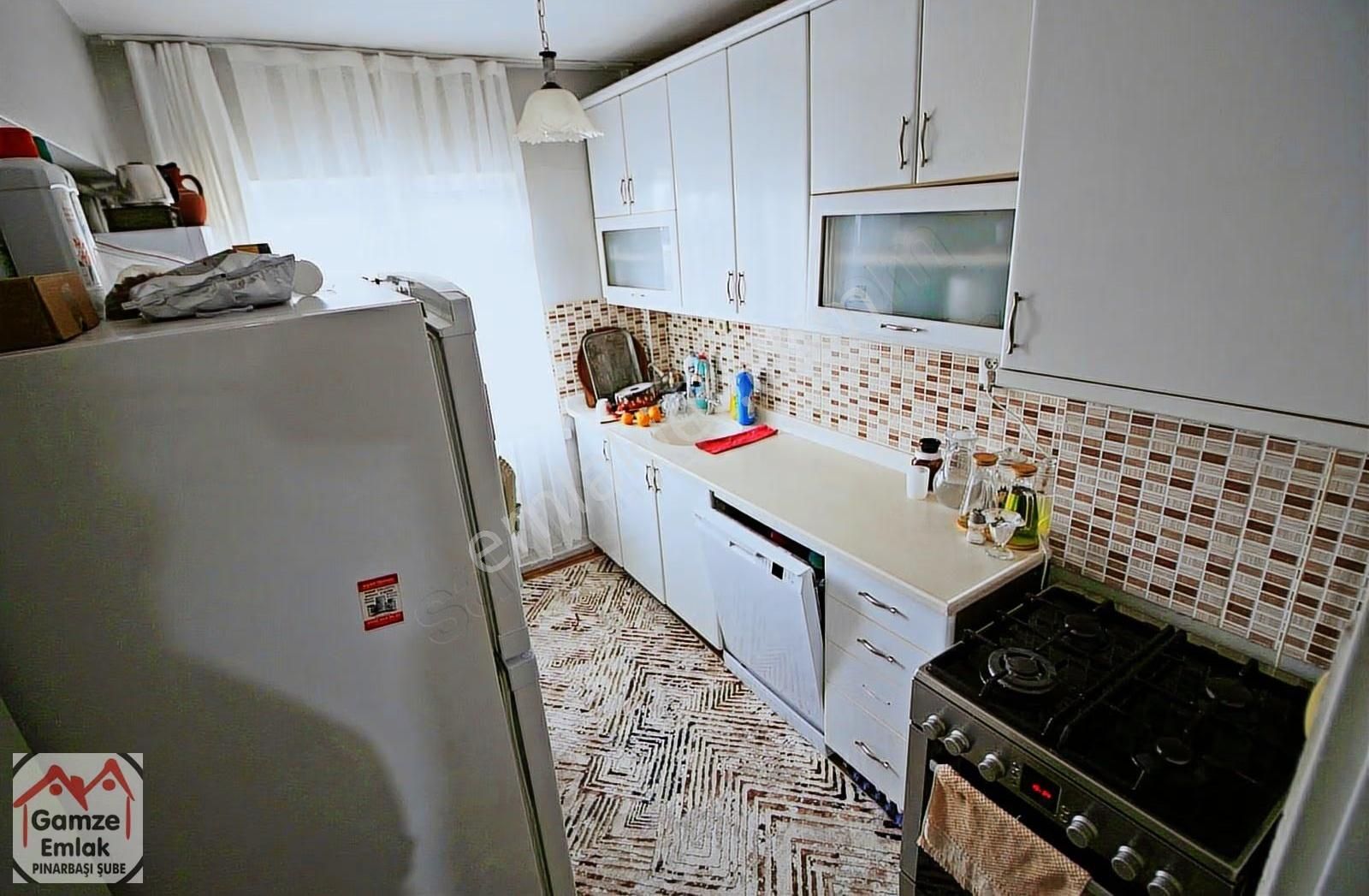 Gamze Emlak'tan Malazgirt'te Bulvar'da 3+1 Katta Yapılı Daire!