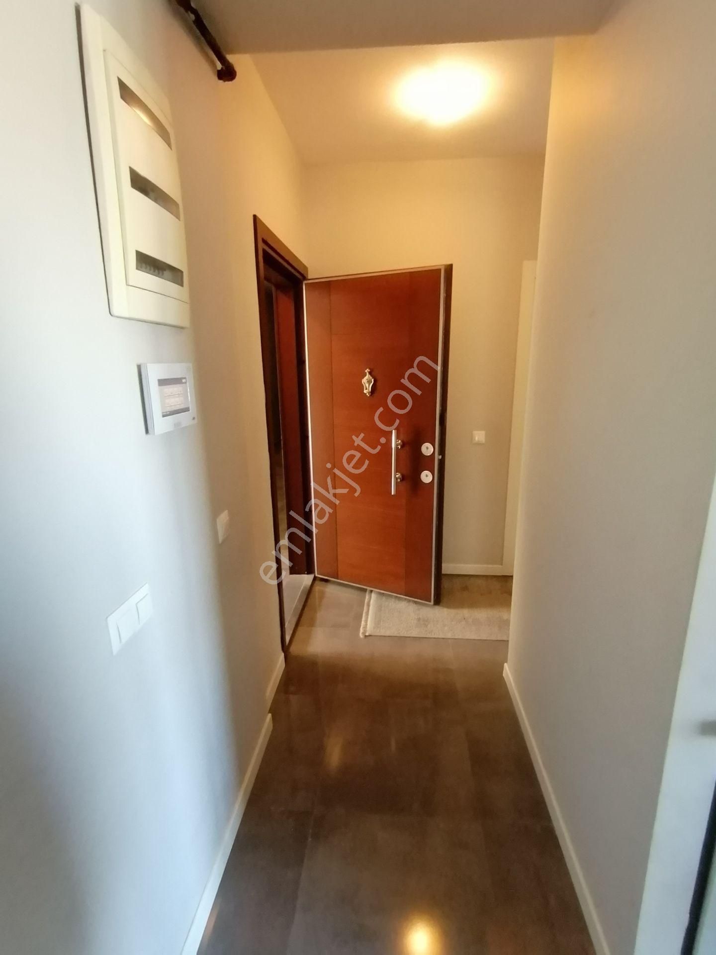 Yatırımlık!! Şanlı Emlaktan...çınarcık Koru'da,yeni Binada 1+1 Eşyalı Rezidans Daire - Görsel 24