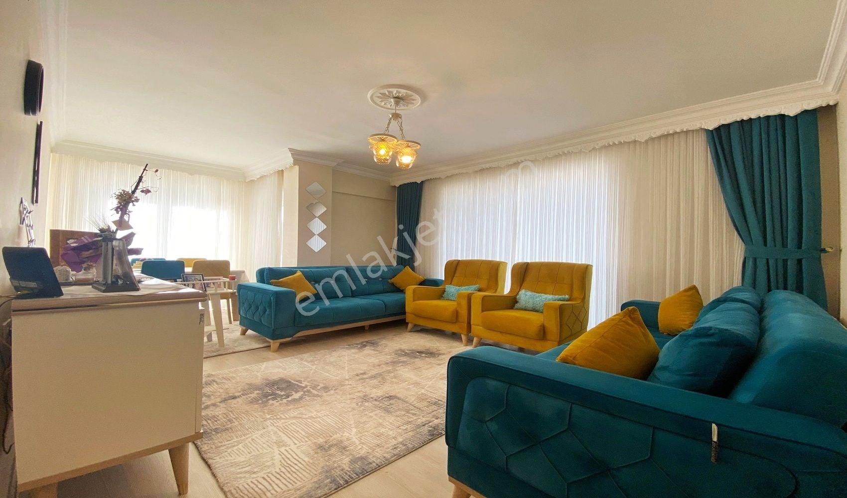 Vadi'den Atapark'ta Temiz-bakımlı-ara Kat-3+1 Daire !