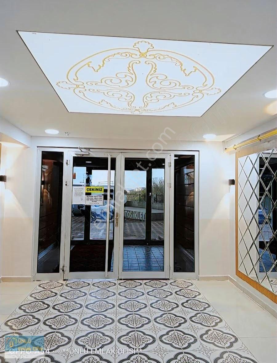Ünlü Emlaktan Havalimanı Yolunda Arakat Eşyalı Geniş Ferah Lüks - Görsel 18