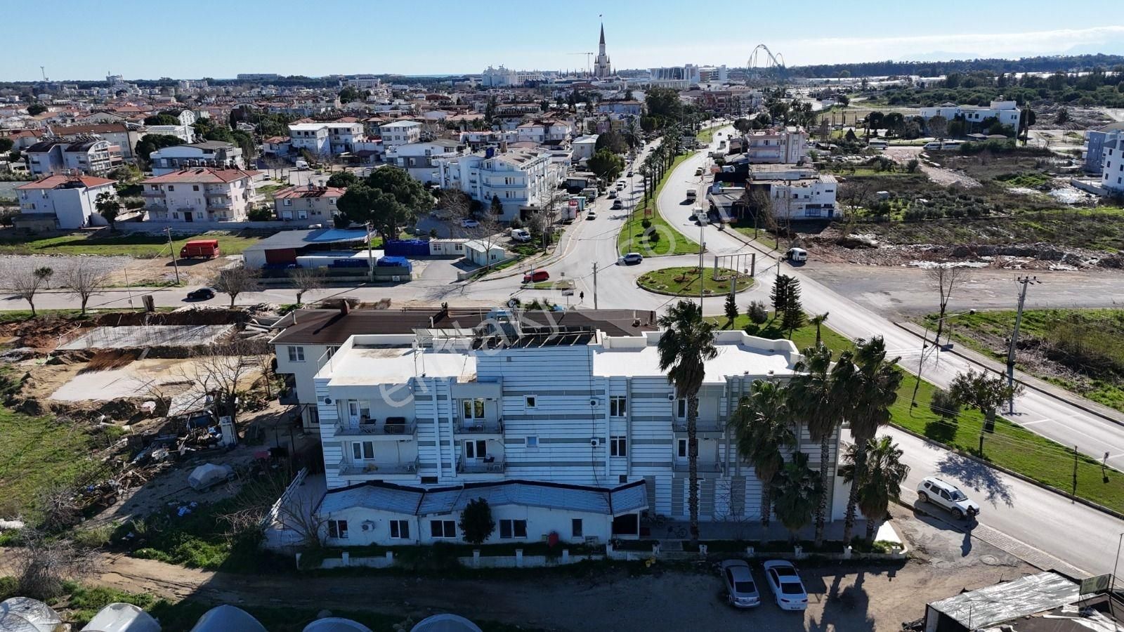 Kadriye Mah. Turizmin Kalbinde Satılık 115 M2 Dükkan Yol Cepheli - Görsel 2