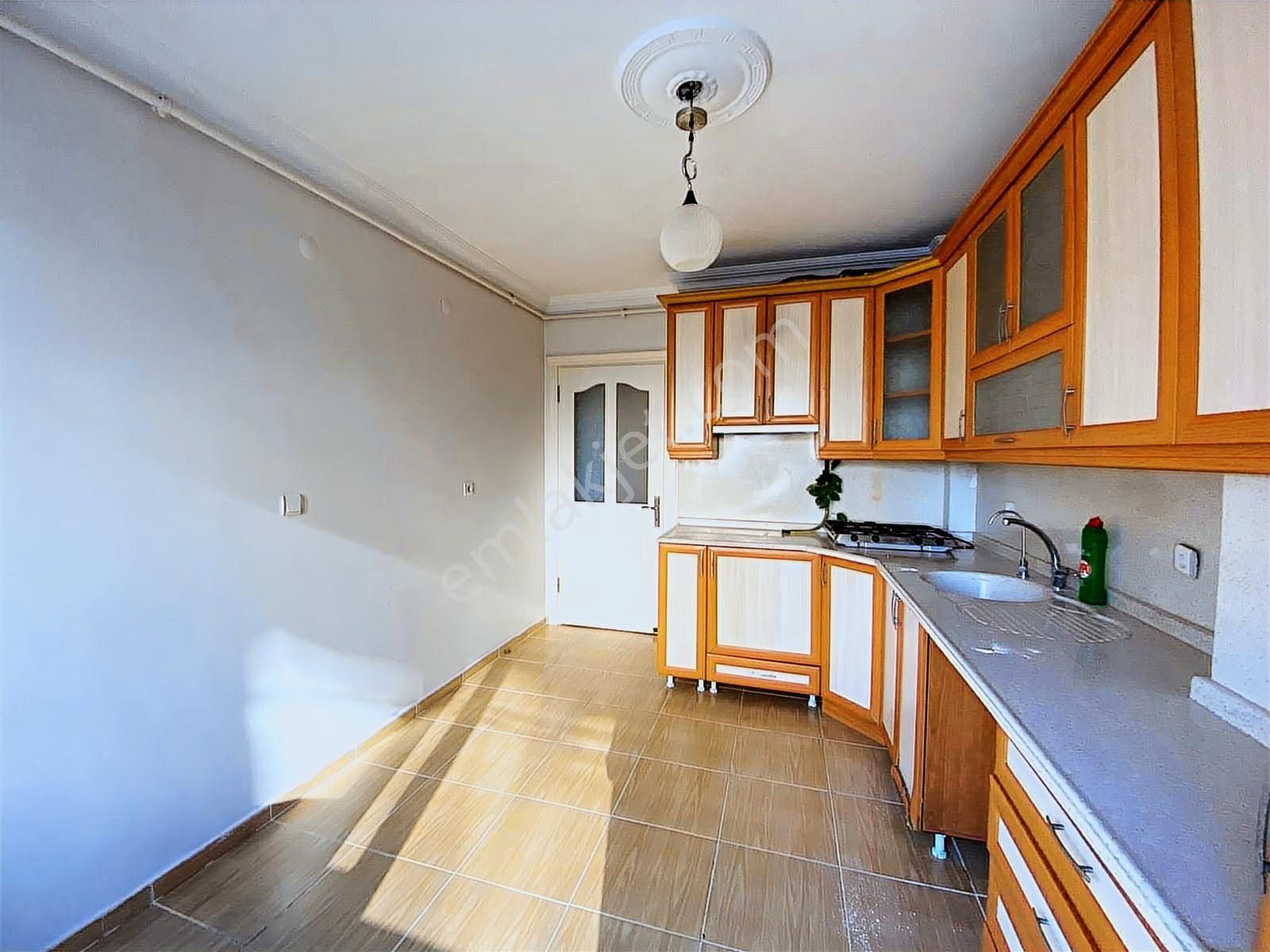 Çarşamba Pazarı Yakını 3+1 Kiralık Daire - Görsel 5