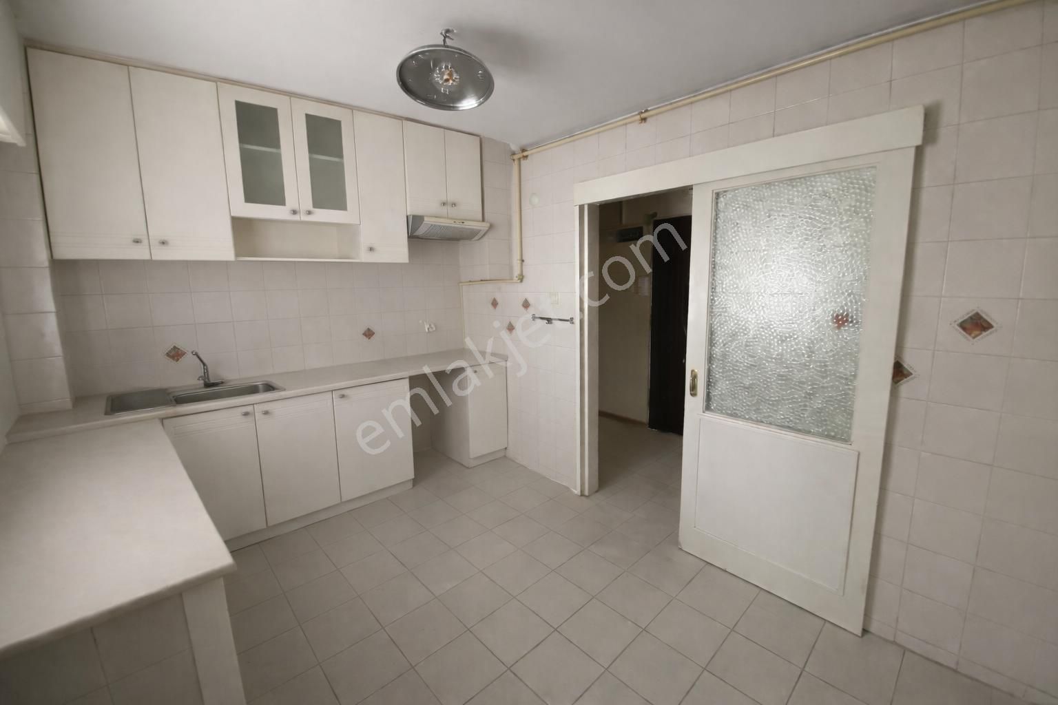 Alsancak'ın Kalbinde, Kültürpark Yanı, Satılık Ferah 3+1 Ara Kat!! - Görsel 4