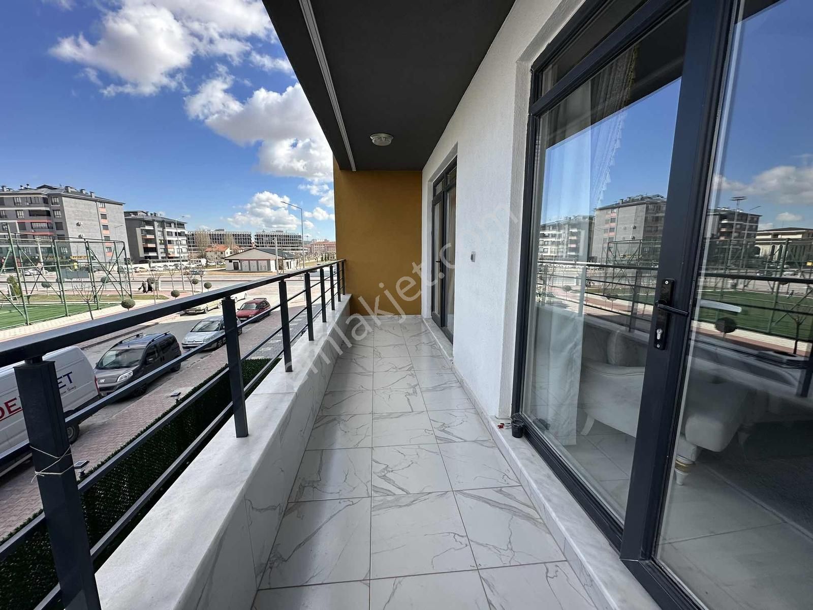 Adliye & Şehir Hastanesine Yürüme Mesafesinde 3+1 Daire - Görsel 17