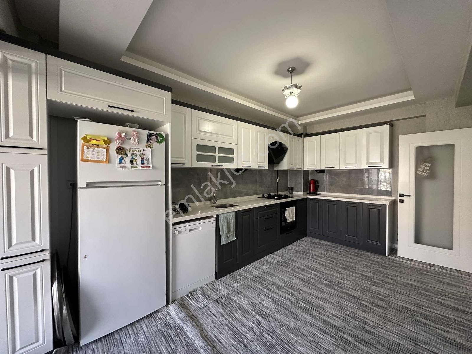 Adliye & Şehir Hastanesine Yürüme Mesafesinde 3+1 Daire - Görsel 4