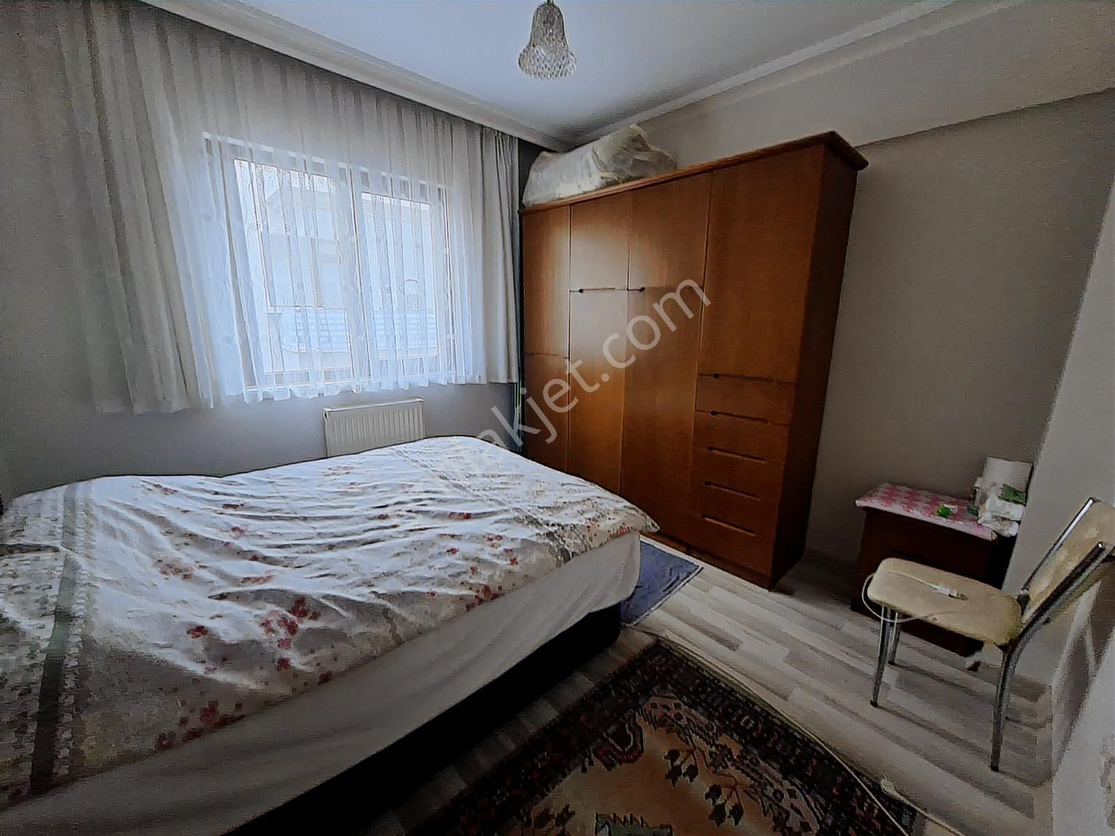 Hastaneye Yakın Geniş, Ve Ferah Hemen Taşınmaya Uygun Eşyalı 3+1 - Görsel 16