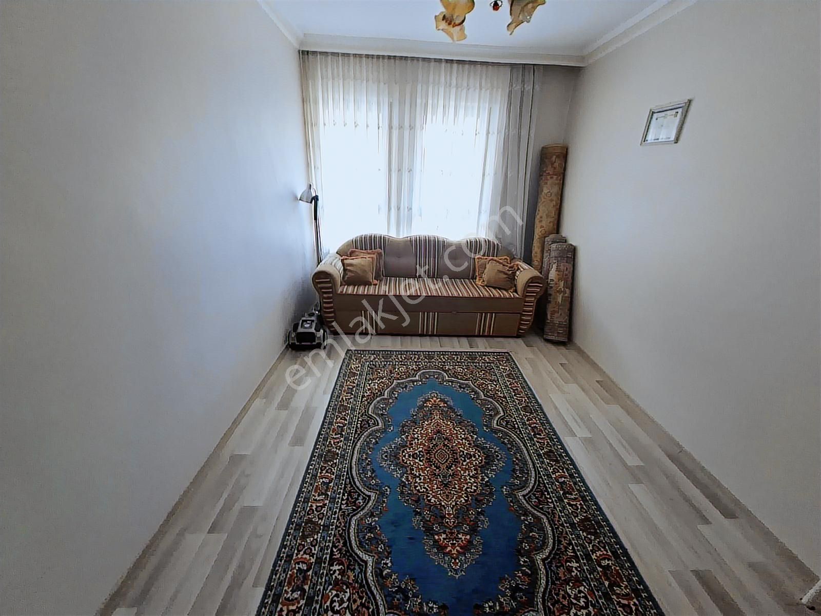 Hastaneye Yakın Geniş, Ve Ferah Hemen Taşınmaya Uygun Eşyalı 3+1 - Görsel 8