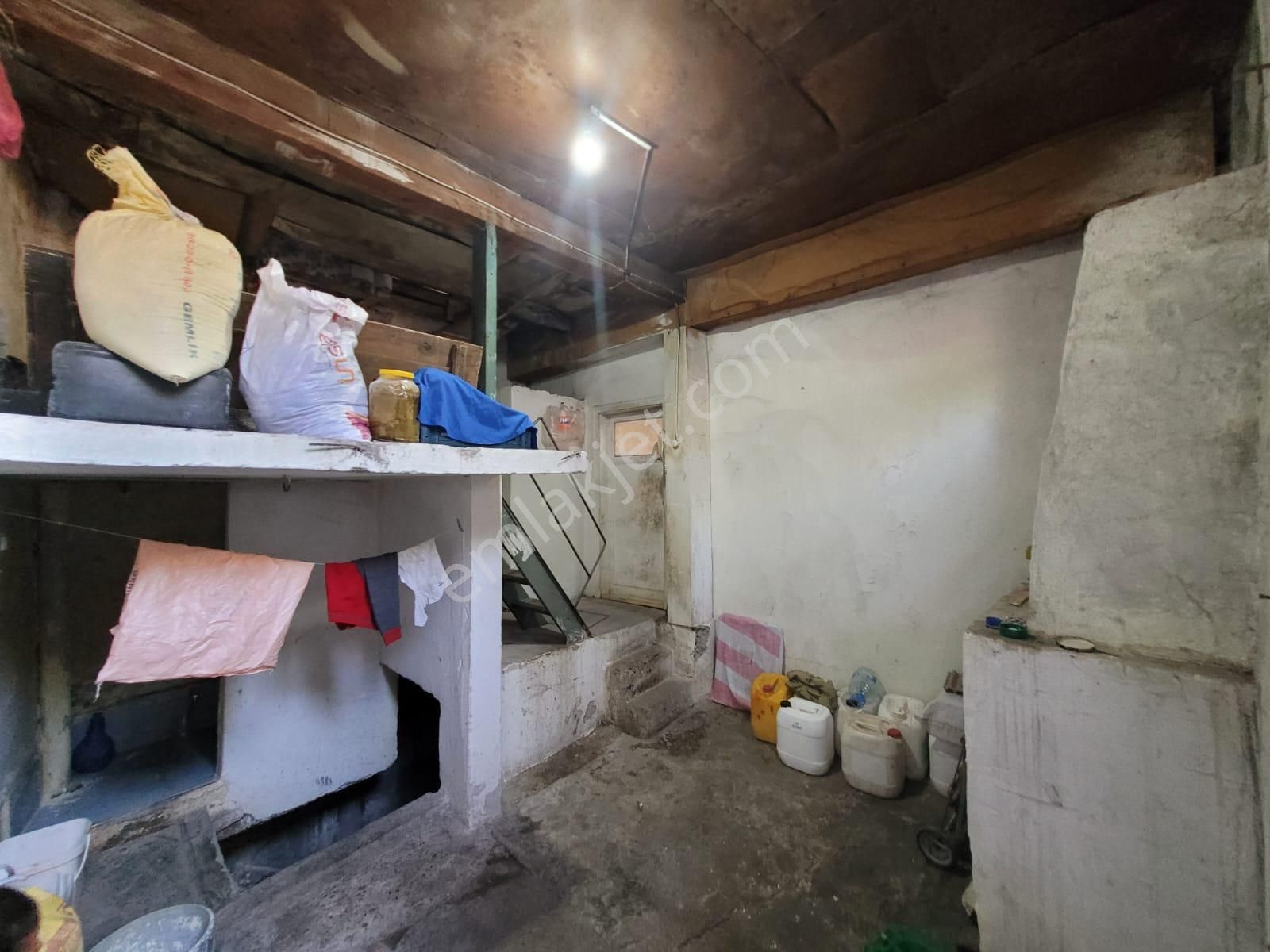 İpekyolundan Cumhuriyet 2 Katlı Komple Kiralık Ahsap Ev - Görsel 13