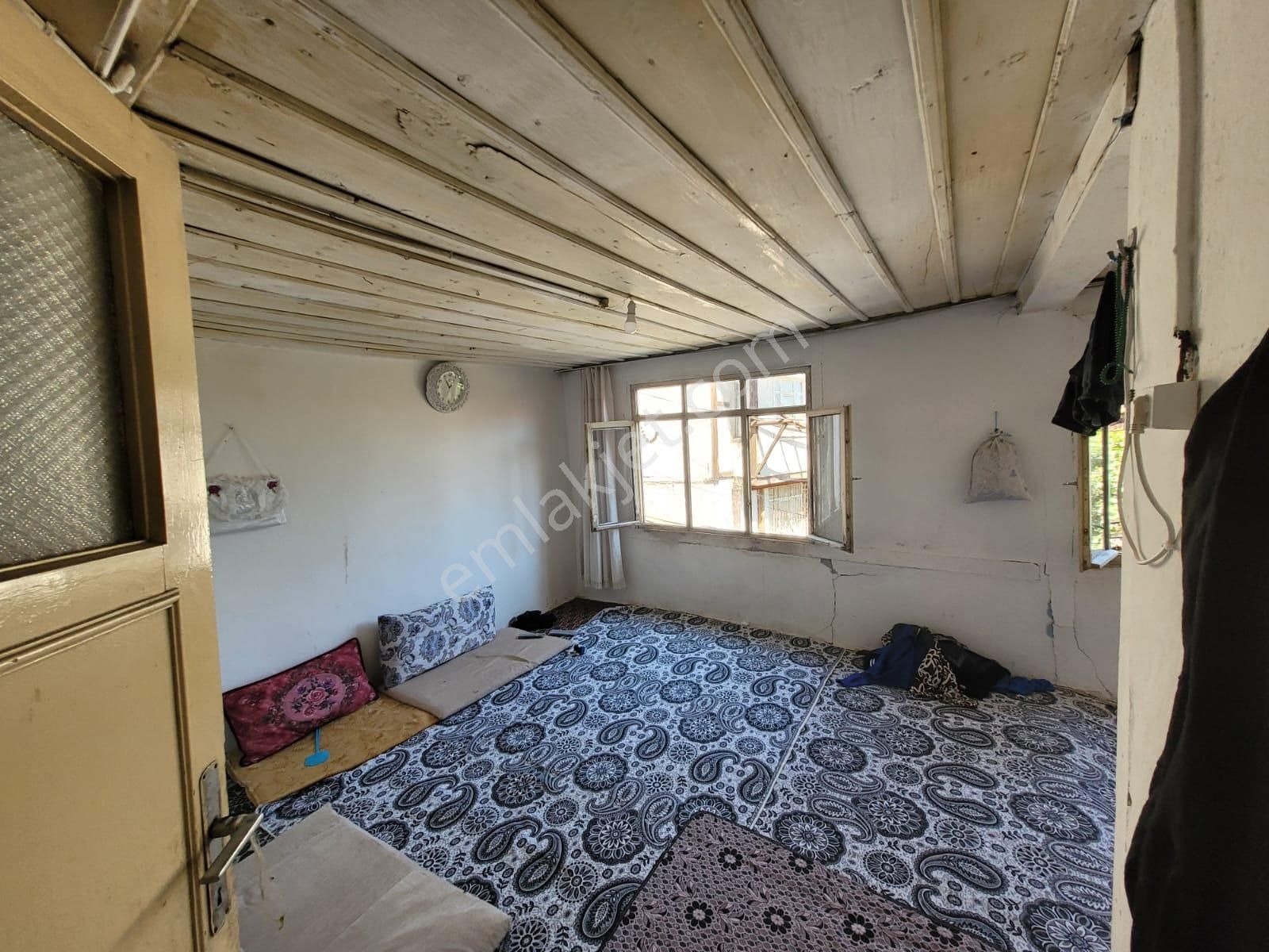 İpekyolundan Cumhuriyet 2 Katlı Komple Kiralık Ahsap Ev - Görsel 16