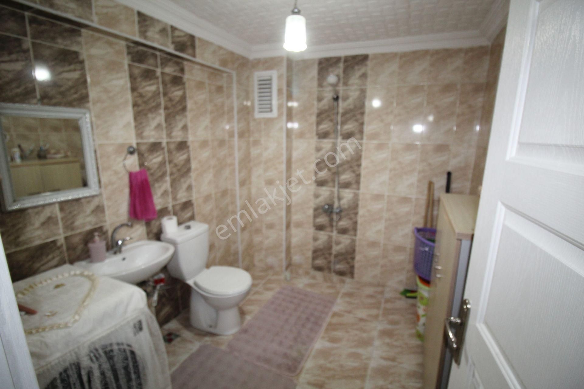 Krc'den Tıp Fakültesi Caddesi Yanında 2+1 Satılık Daire - Görsel 13