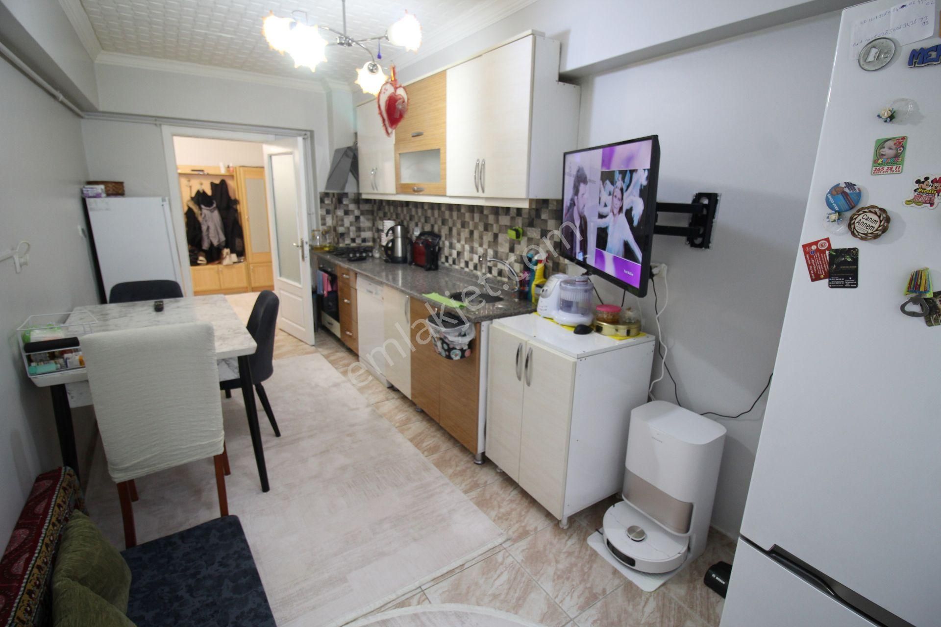 Krc'den Tıp Fakültesi Caddesi Yanında 2+1 Satılık Daire - Görsel 7