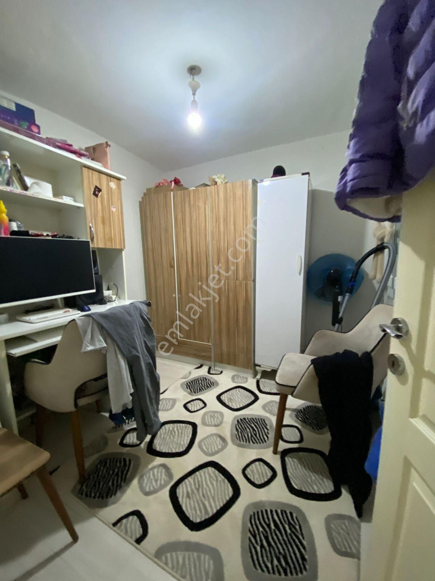 Basın Sit. Metro Ve Cd. Yakını Tadilatlı D.gazlı Bahçeli 2+1 - Görsel 23