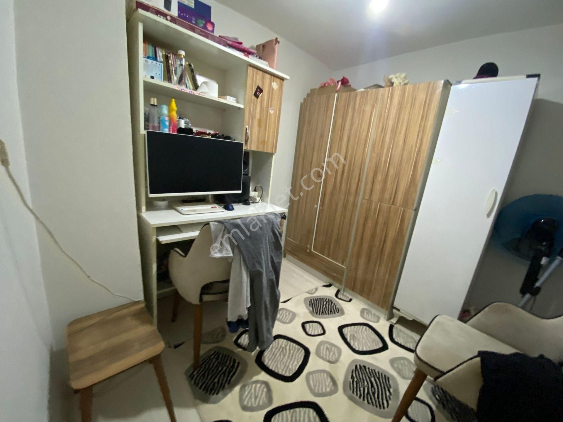 Basın Sit. Metro Ve Cd. Yakını Tadilatlı D.gazlı Bahçeli 2+1 - Görsel 14