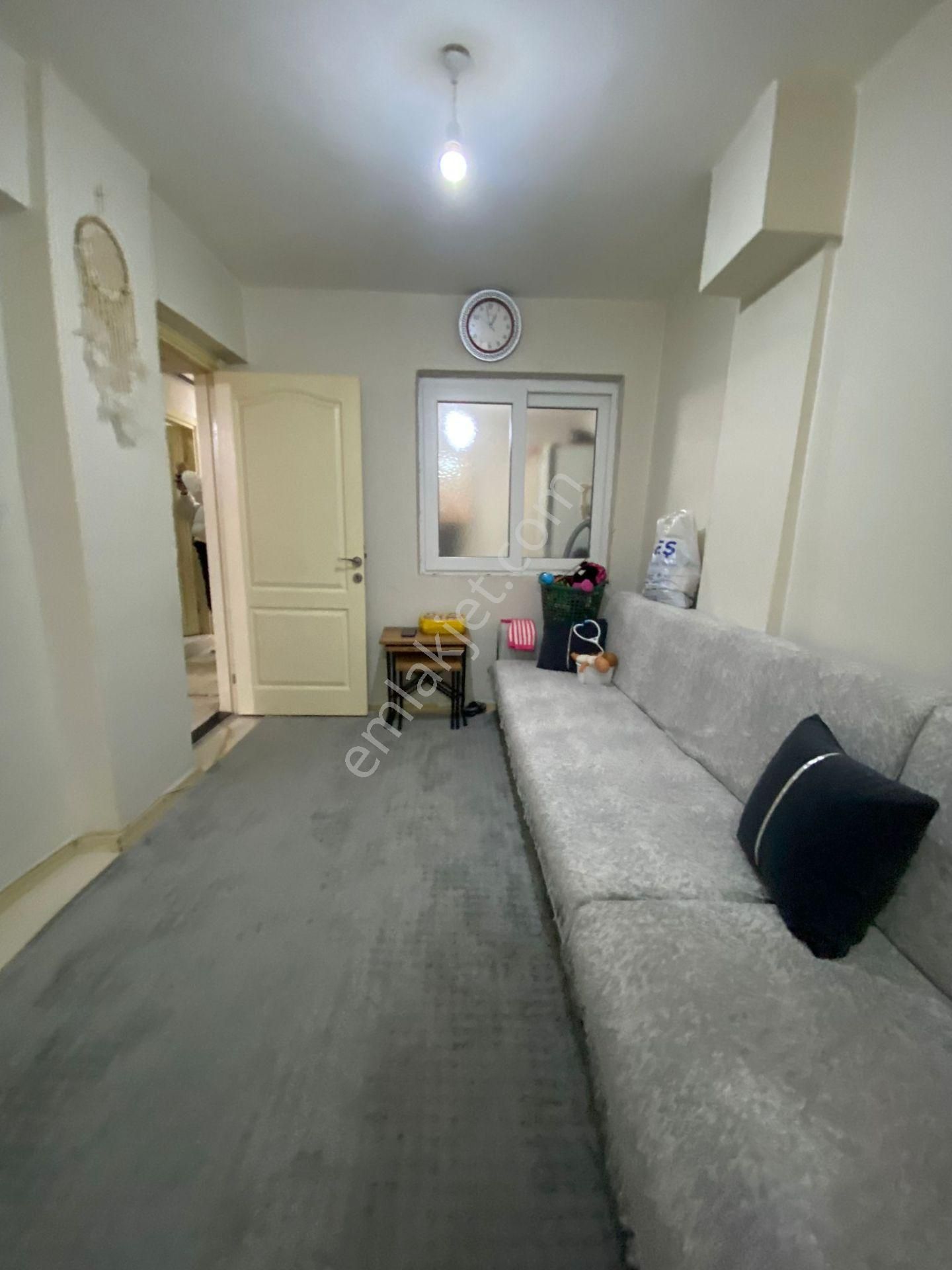 Basın Sit. Metro Ve Cd. Yakını Tadilatlı D.gazlı Bahçeli 2+1 - Görsel 10