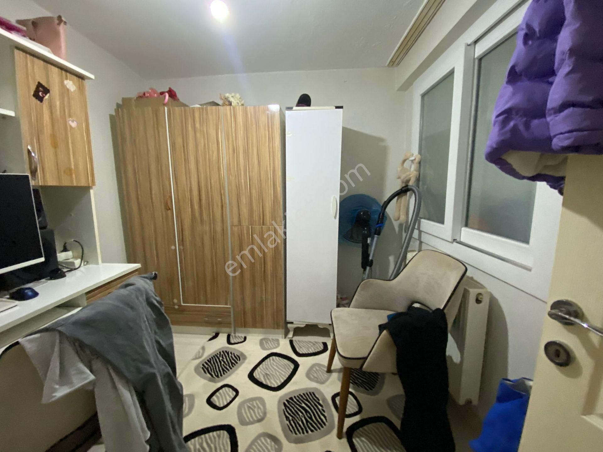 Basın Sit. Metro Ve Cd. Yakını Tadilatlı D.gazlı Bahçeli 2+1 - Görsel 11