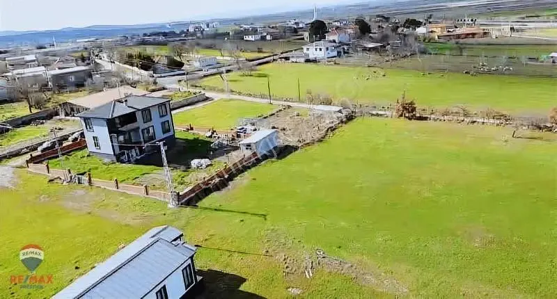 Çanakkale Biga Osmaniye Köyünde 404 M2 Arsa