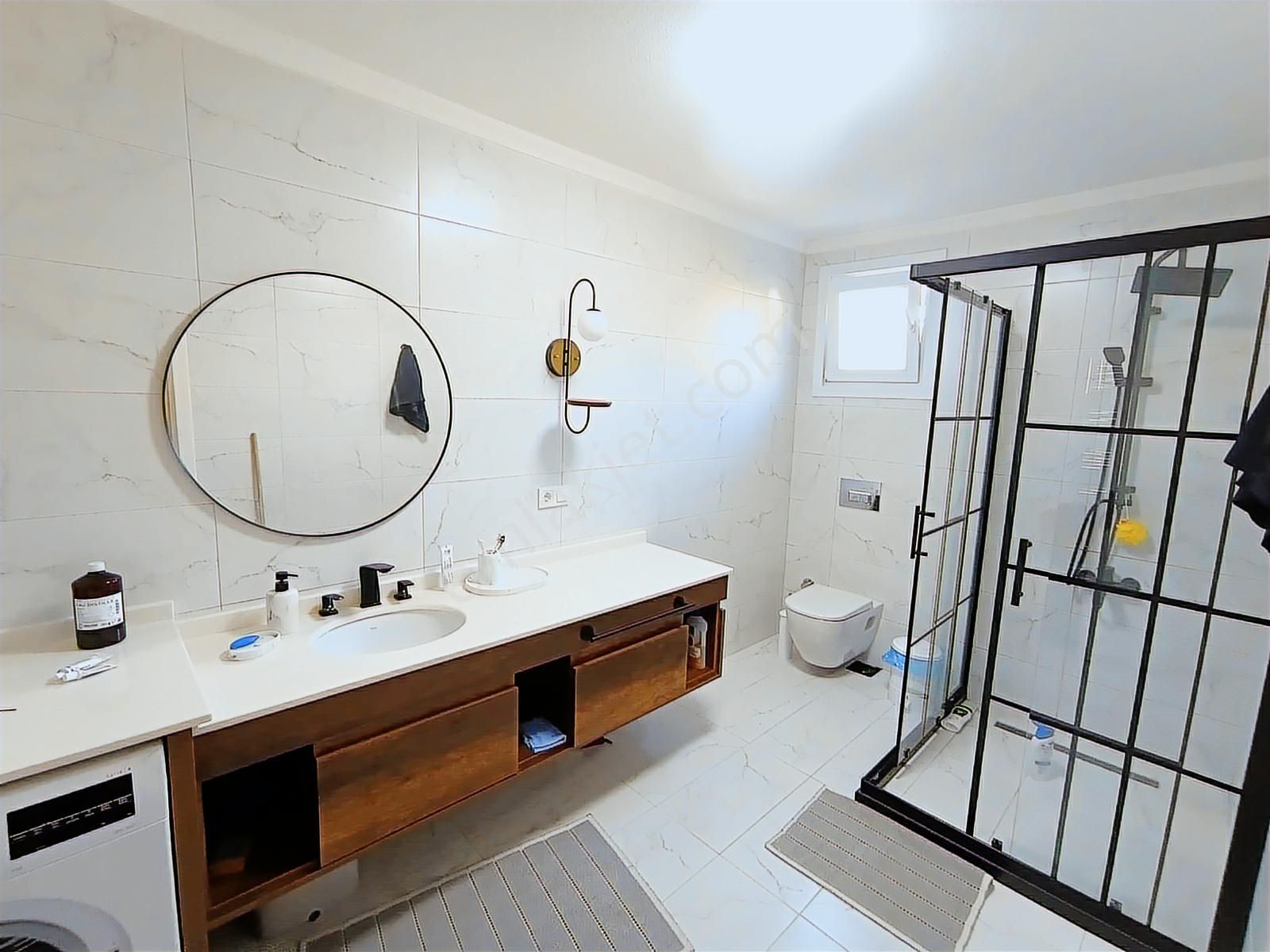 Re/max Anka'dan Cadde Üstünde, Merkezi Konumda Lüks Villa. - Görsel 18