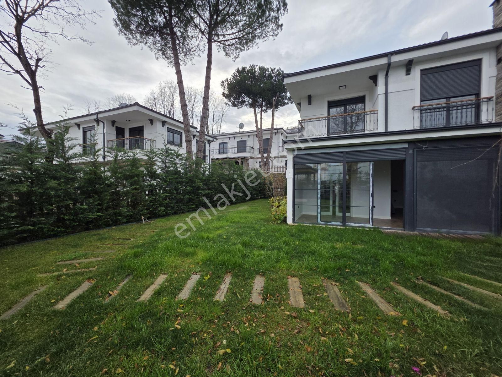 Remax Anka'dan Geniş Bahçeli 4+1 Bahçeli Yaşam Konaklarnda Villa - Görsel 17