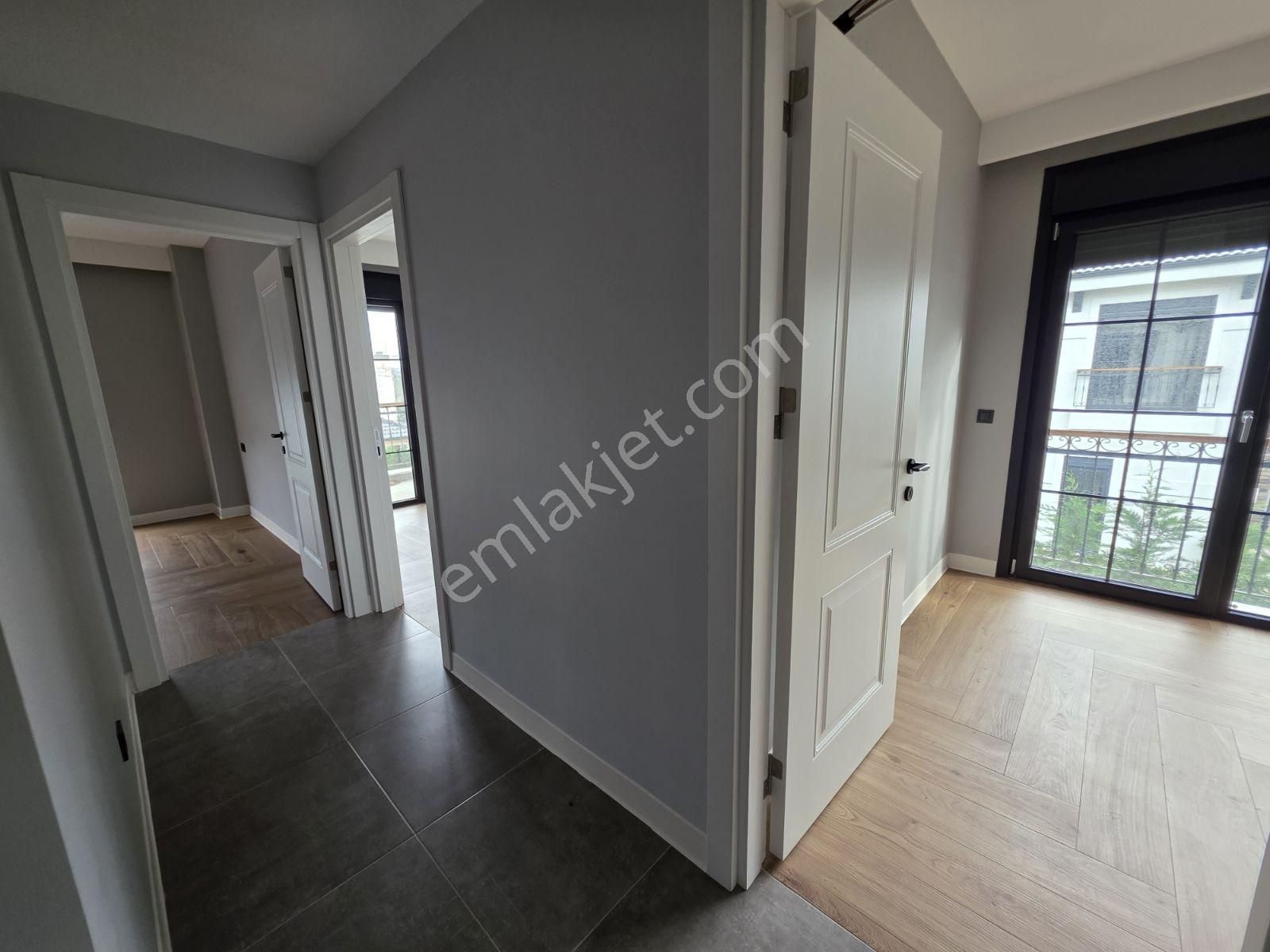 Remax Anka'dan Geniş Bahçeli 4+1 Bahçeli Yaşam Konaklarnda Villa - Görsel 9