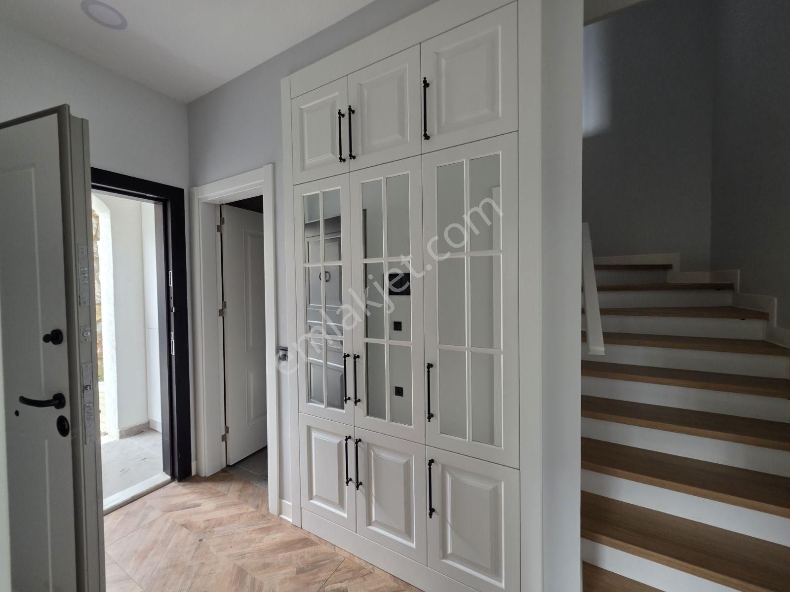 Remax Anka'dan Geniş Bahçeli 4+1 Bahçeli Yaşam Konaklarnda Villa - Görsel 2