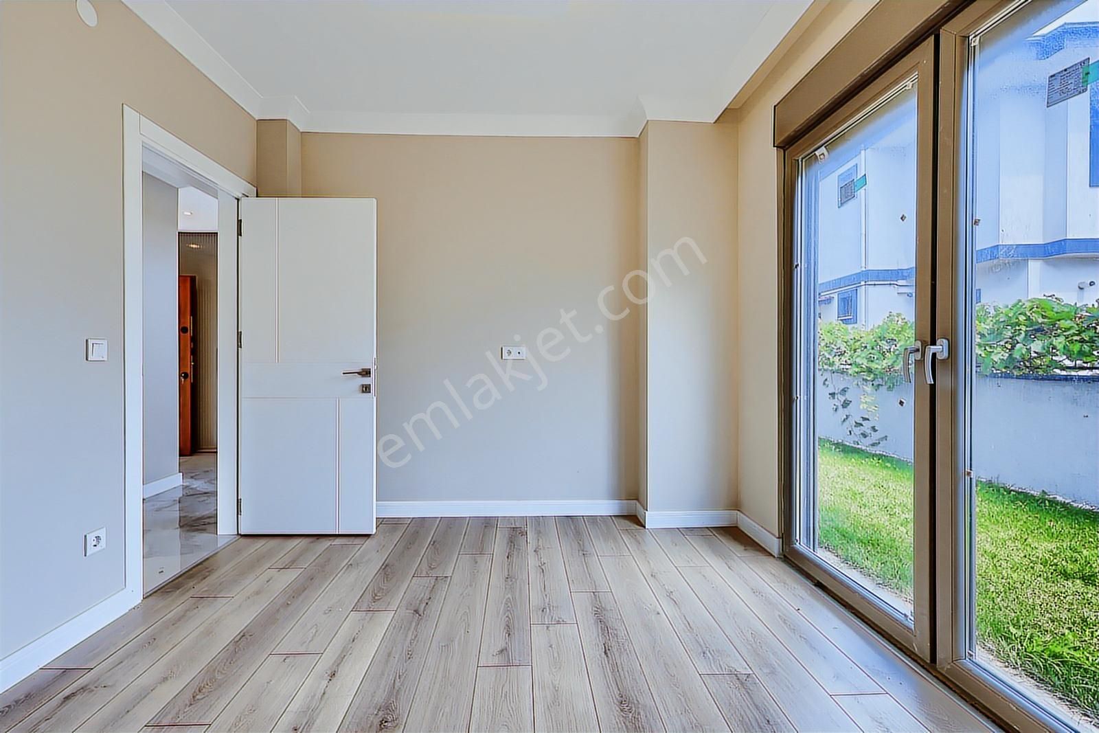 Remax Anka'dan Satılık 330 M2 Arsa İçinde İskanlı Müstakil Villa - Görsel 21