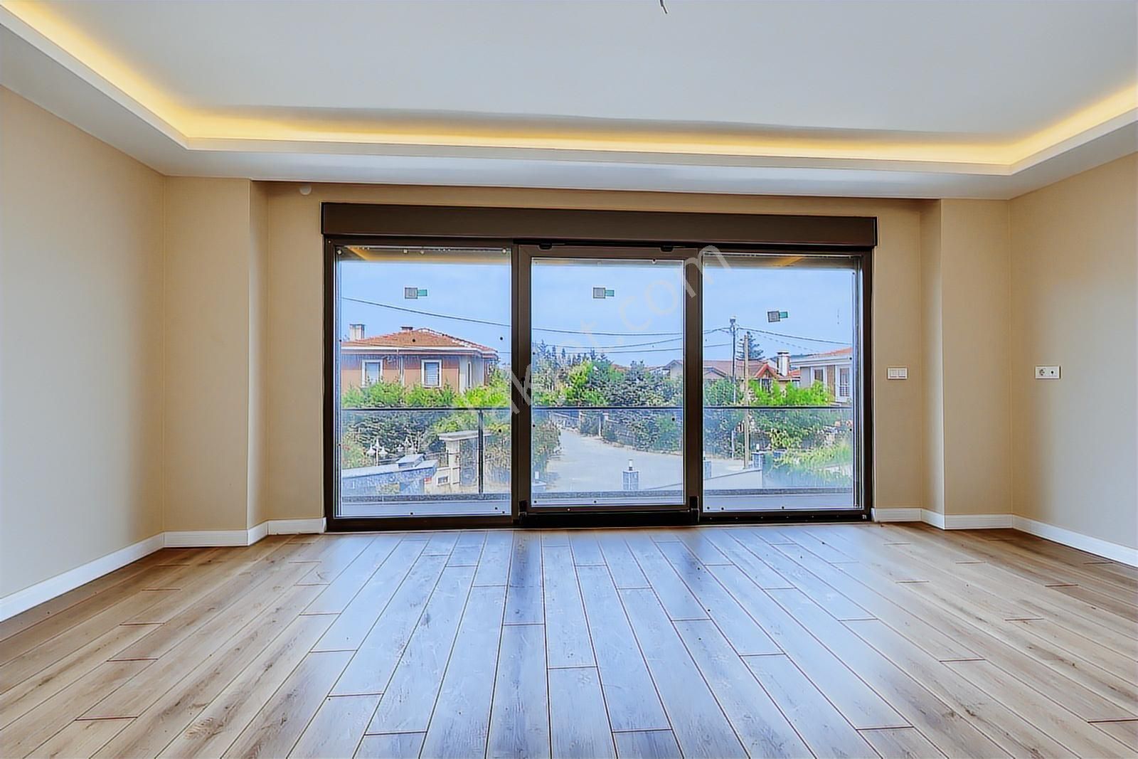 Remax Anka'dan Satılık 330 M2 Arsa İçinde İskanlı Müstakil Villa - Görsel 2