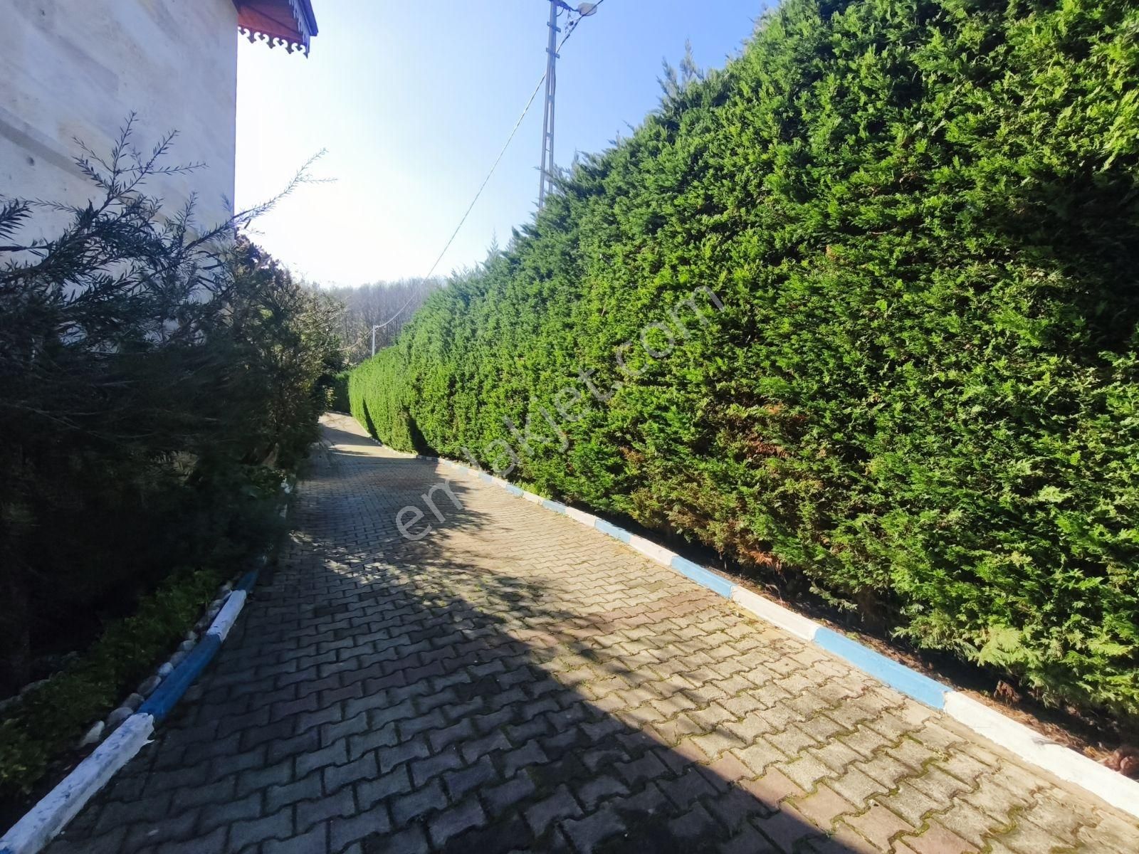 Şile'de 415m2 Arsa Paylı Doğal Taş Yapımı Otantik Satılık Villa - Görsel 30