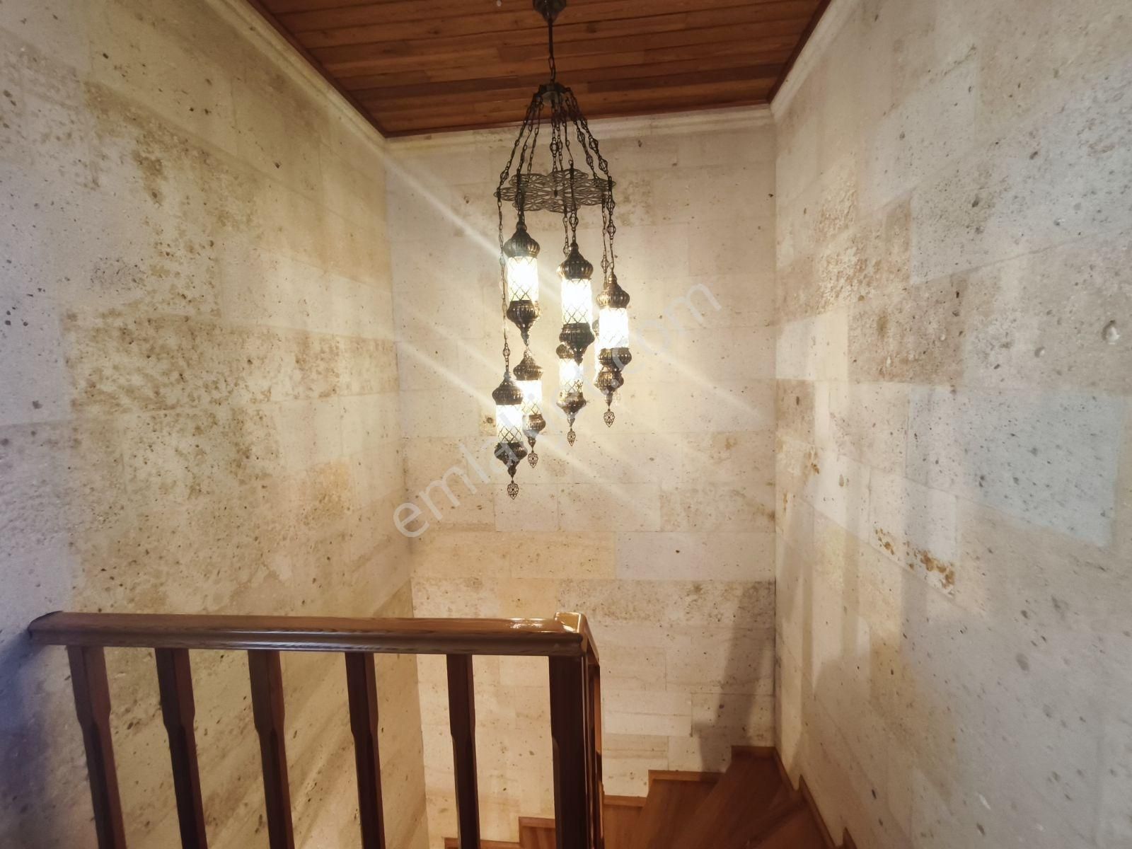 Şile'de 415m2 Arsa Paylı Doğal Taş Yapımı Otantik Satılık Villa - Görsel 10