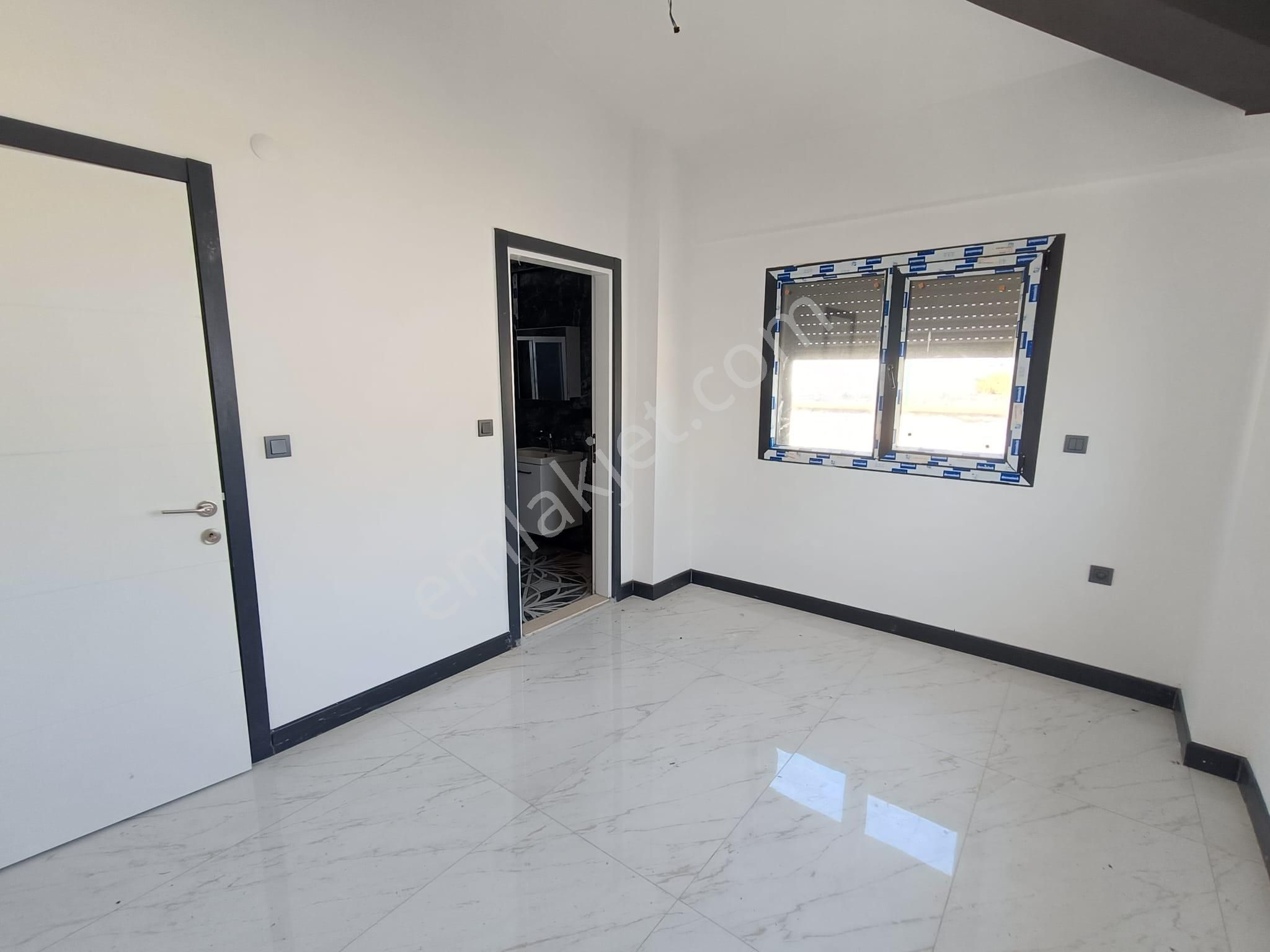 Satılık İzmir Foçaköy De Doğayla İç İçe Müstakil Arsa İçinde Dublex Havuzlu Taş Villa - Görsel 15