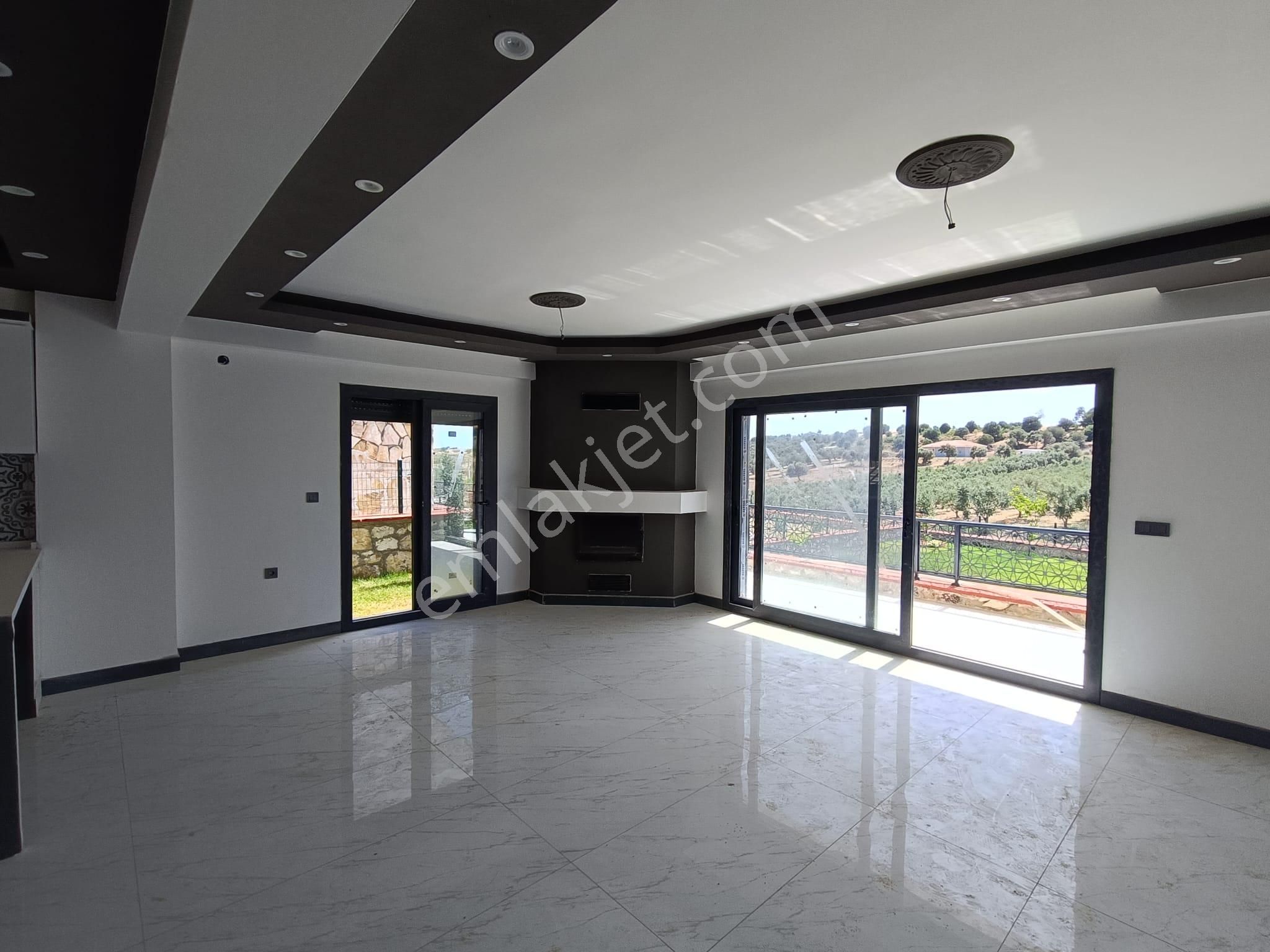 Satılık İzmir Foçaköy De Doğayla İç İçe Müstakil Arsa İçinde Dublex Havuzlu Taş Villa - Görsel 6