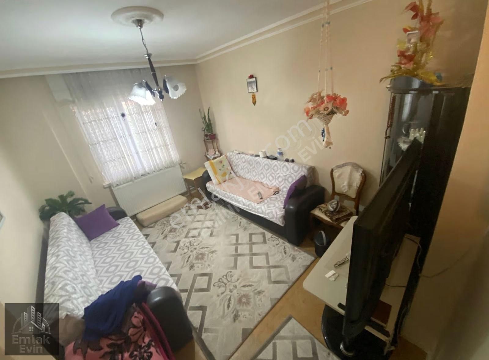 Sitede 3+1 Katta Bağımız